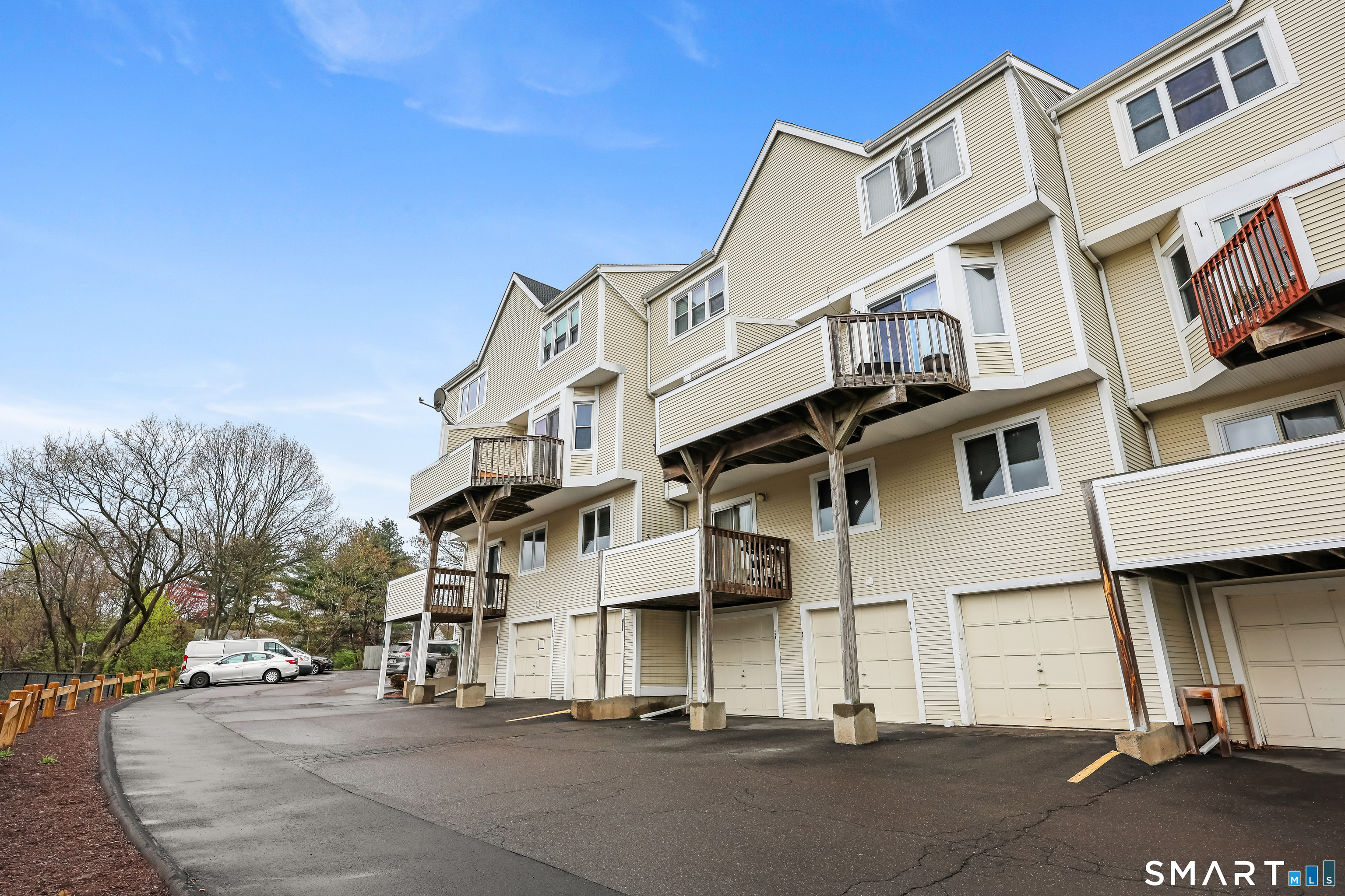 173 Russo, East Haven, 06513, 2 Bedrooms Bedrooms, 0 ,1 BathroomBathrooms,Condo/co-op For Sale,For Sale,Russo,0,24168943