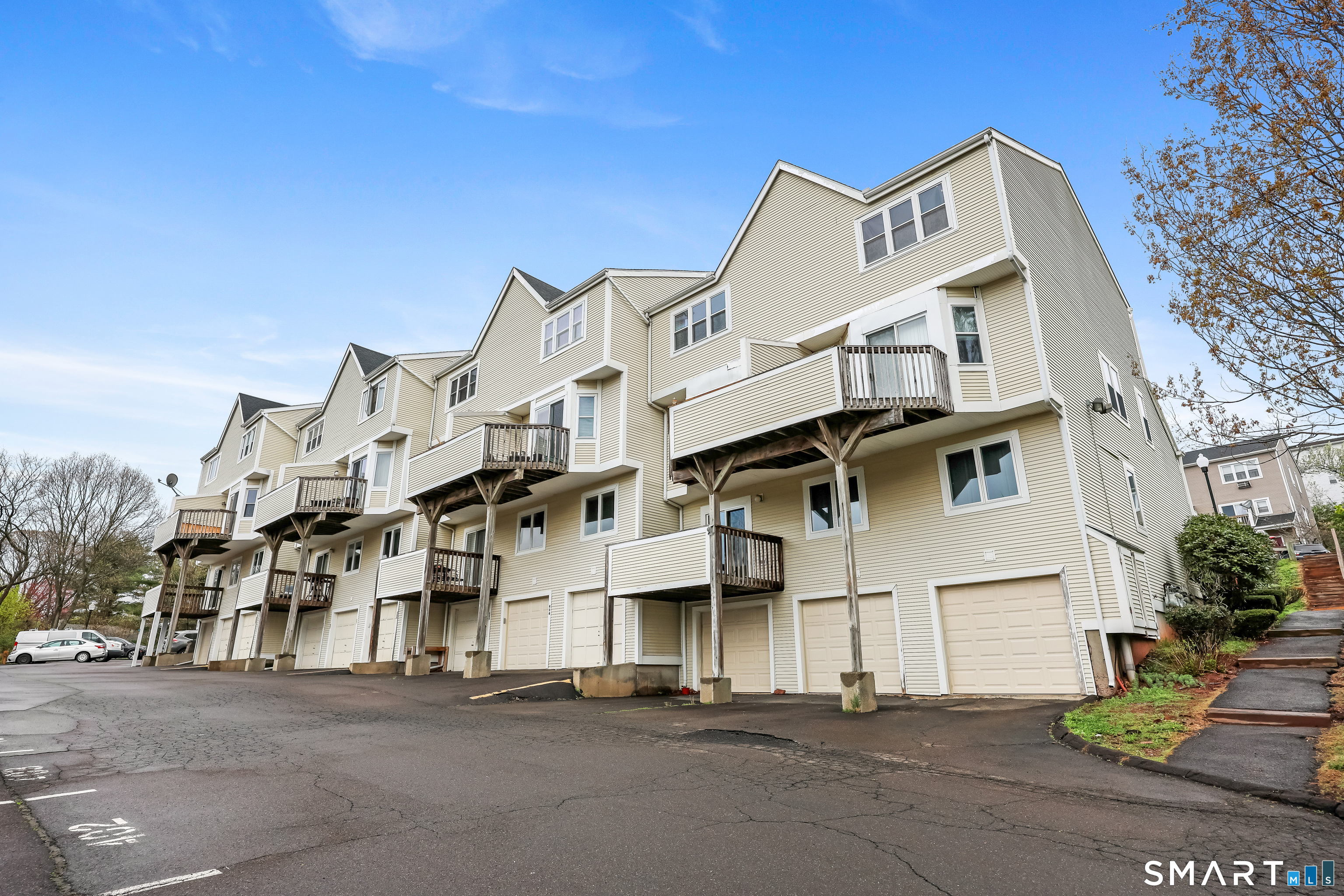 173 Russo, East Haven, 06513, 2 Bedrooms Bedrooms, 0 ,1 BathroomBathrooms,Condo/co-op For Sale,For Sale,Russo,0,24168943