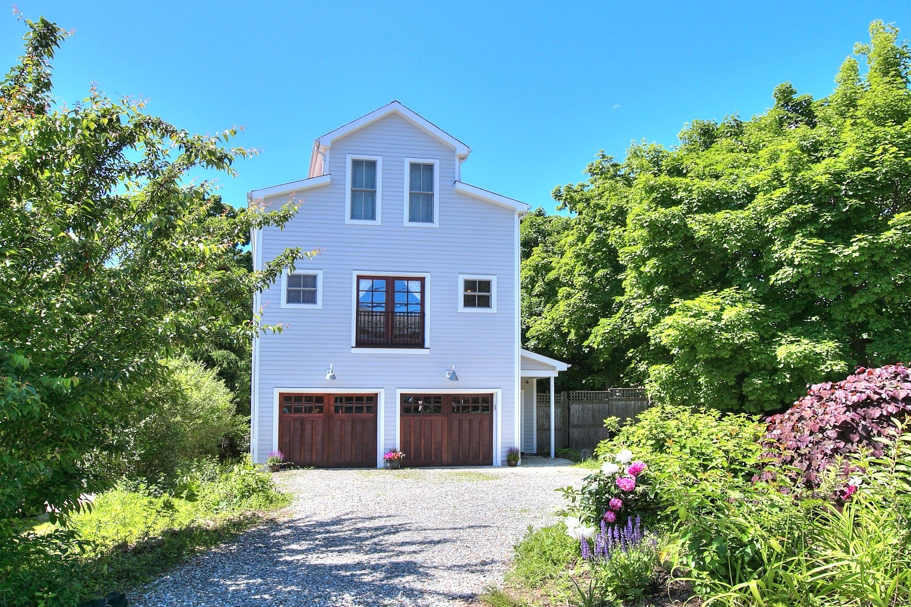 12 Burr Road, Westport, Connecticut photo 1