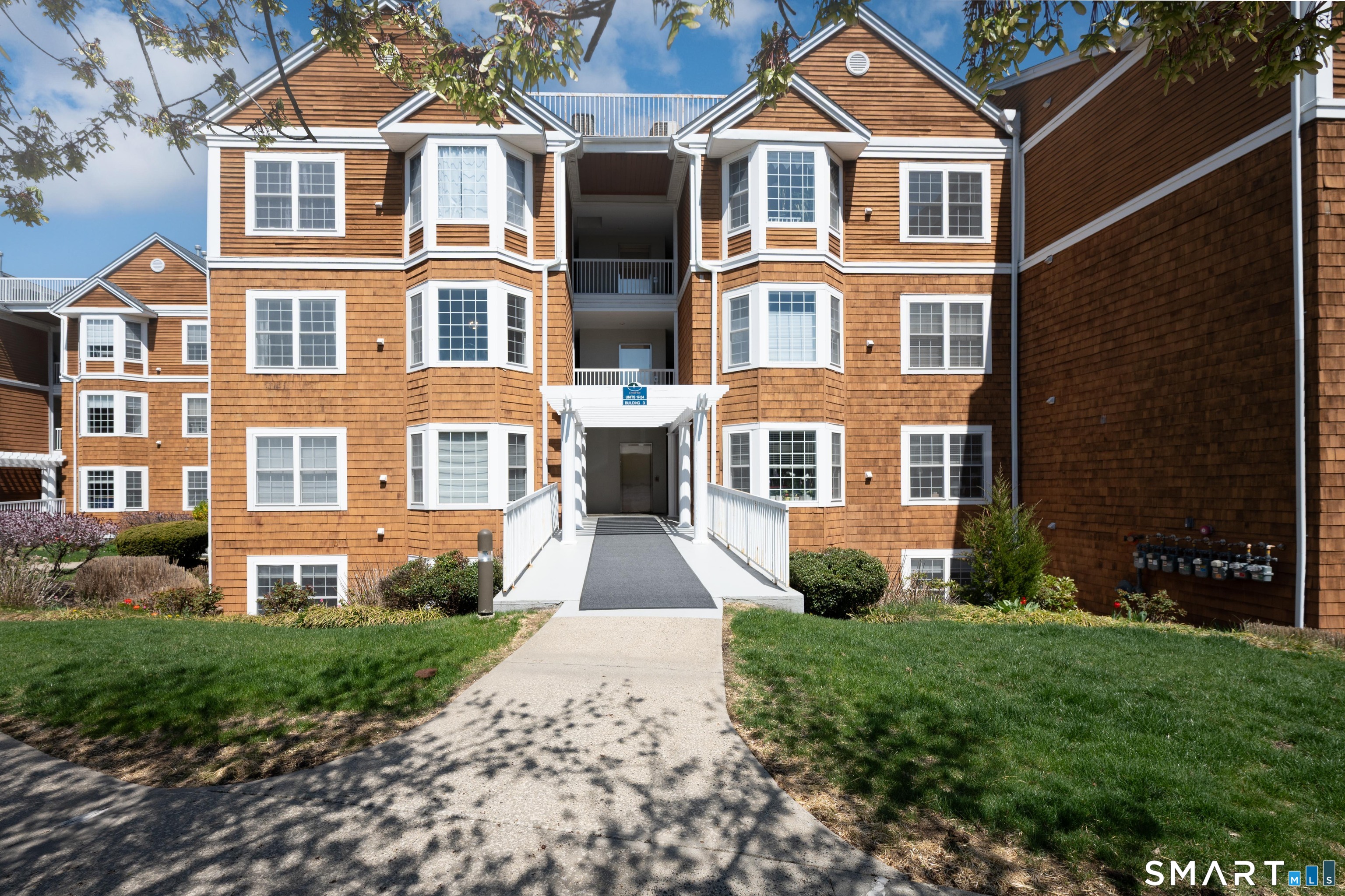 10 Hayestown, Danbury, 06811, 2 Bedrooms Bedrooms, 0 ,2 BathroomsBathrooms,Condo/co-op For Sale,For Sale,Hayestown,0,24168791