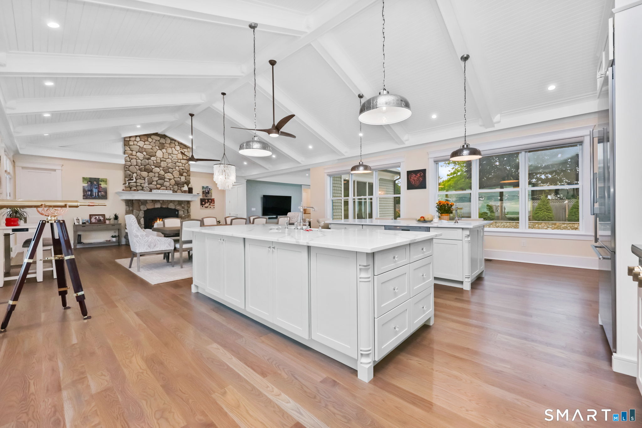 464 Park, Stratford, 06615, 4 Bedrooms Bedrooms, 0 ,3 BathroomsBathrooms,Single Family For Sale,For Sale,Park,0,24121452