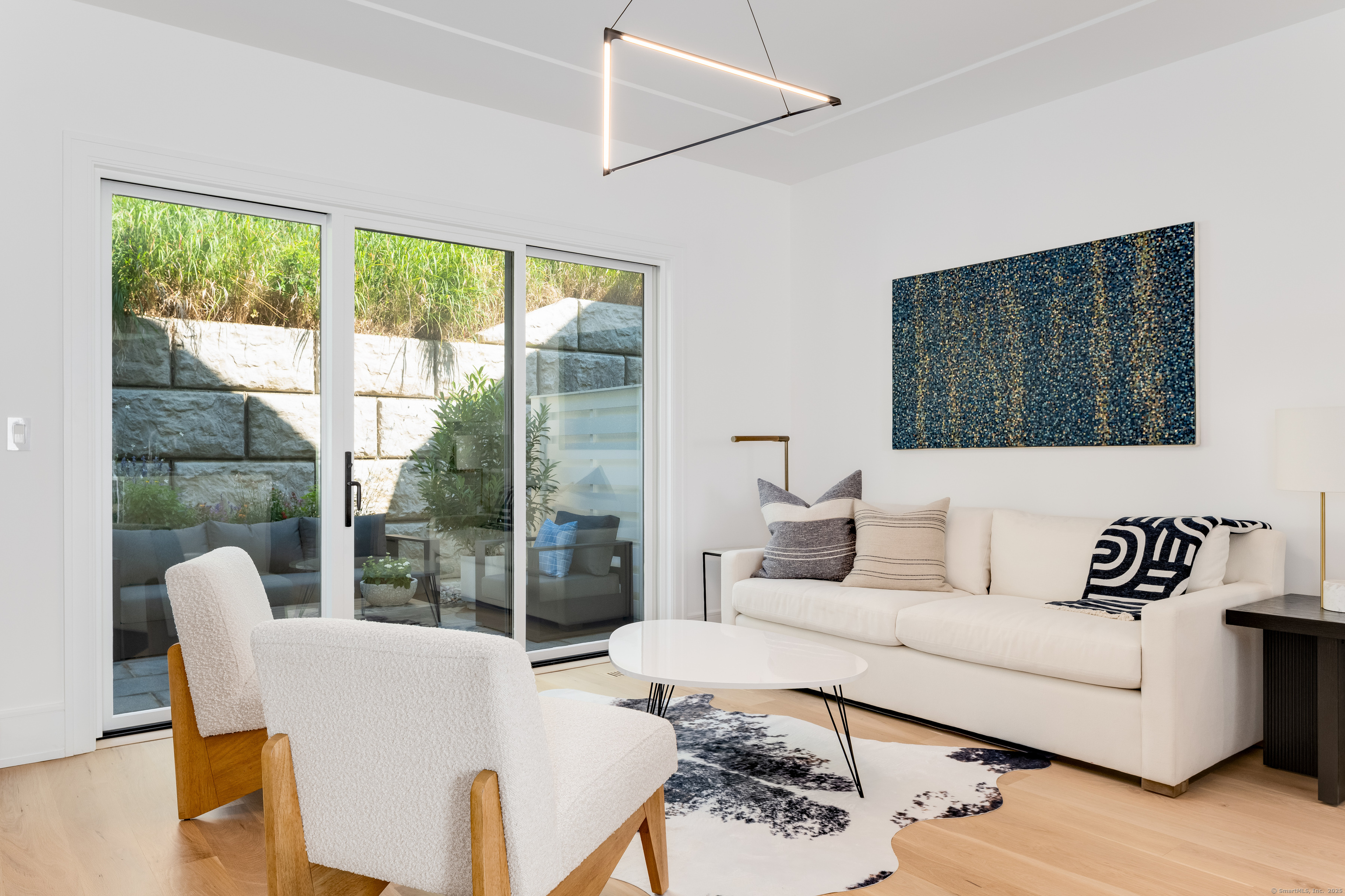 783 Post, Westport, 06880, 2 Bedrooms Bedrooms, 0 ,2 BathroomsBathrooms,Condo/co-op For Sale,For Sale,Post,0,24169865