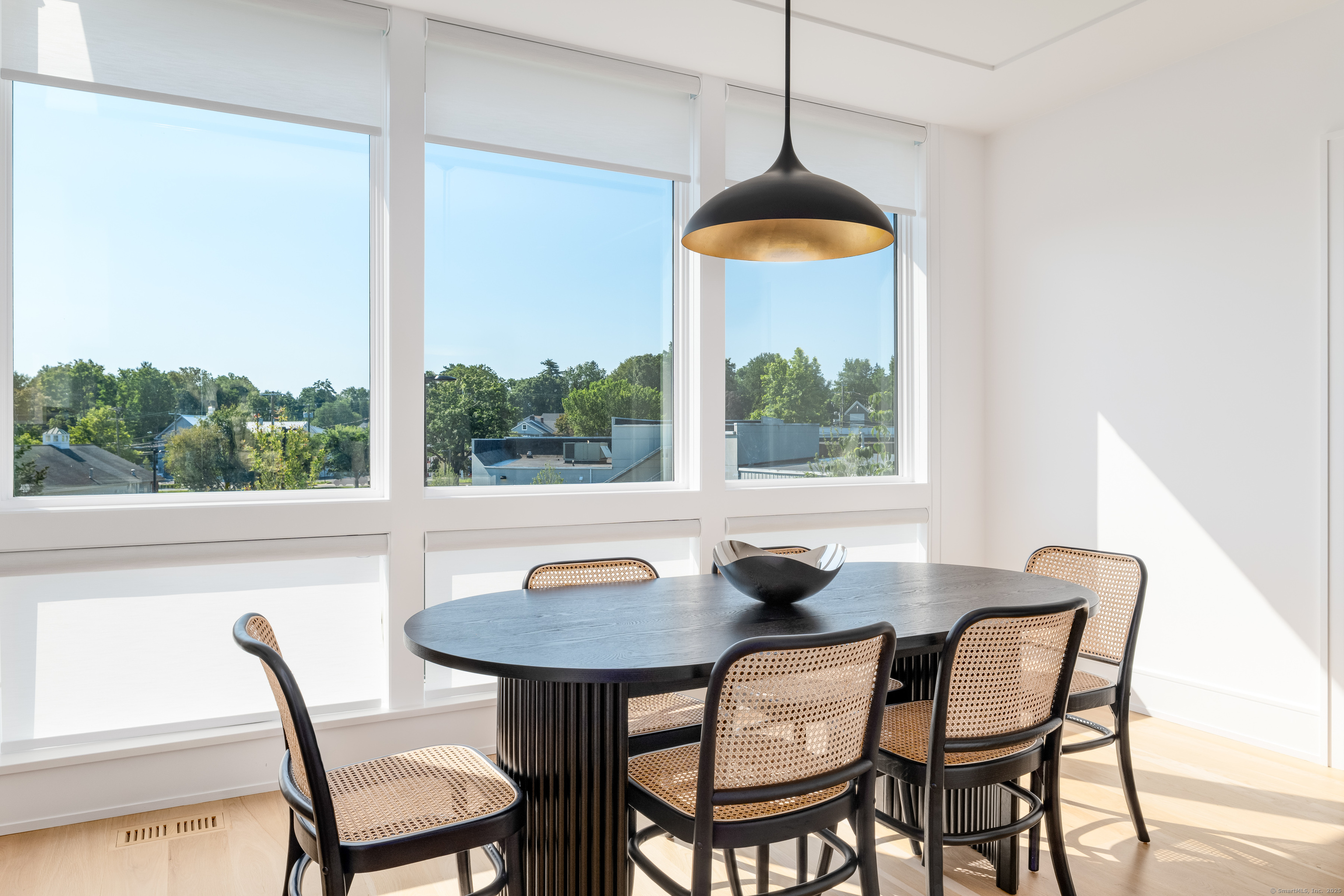 783 Post, Westport, 06880, 2 Bedrooms Bedrooms, 0 ,2 BathroomsBathrooms,Condo/co-op For Sale,For Sale,Post,0,24169865
