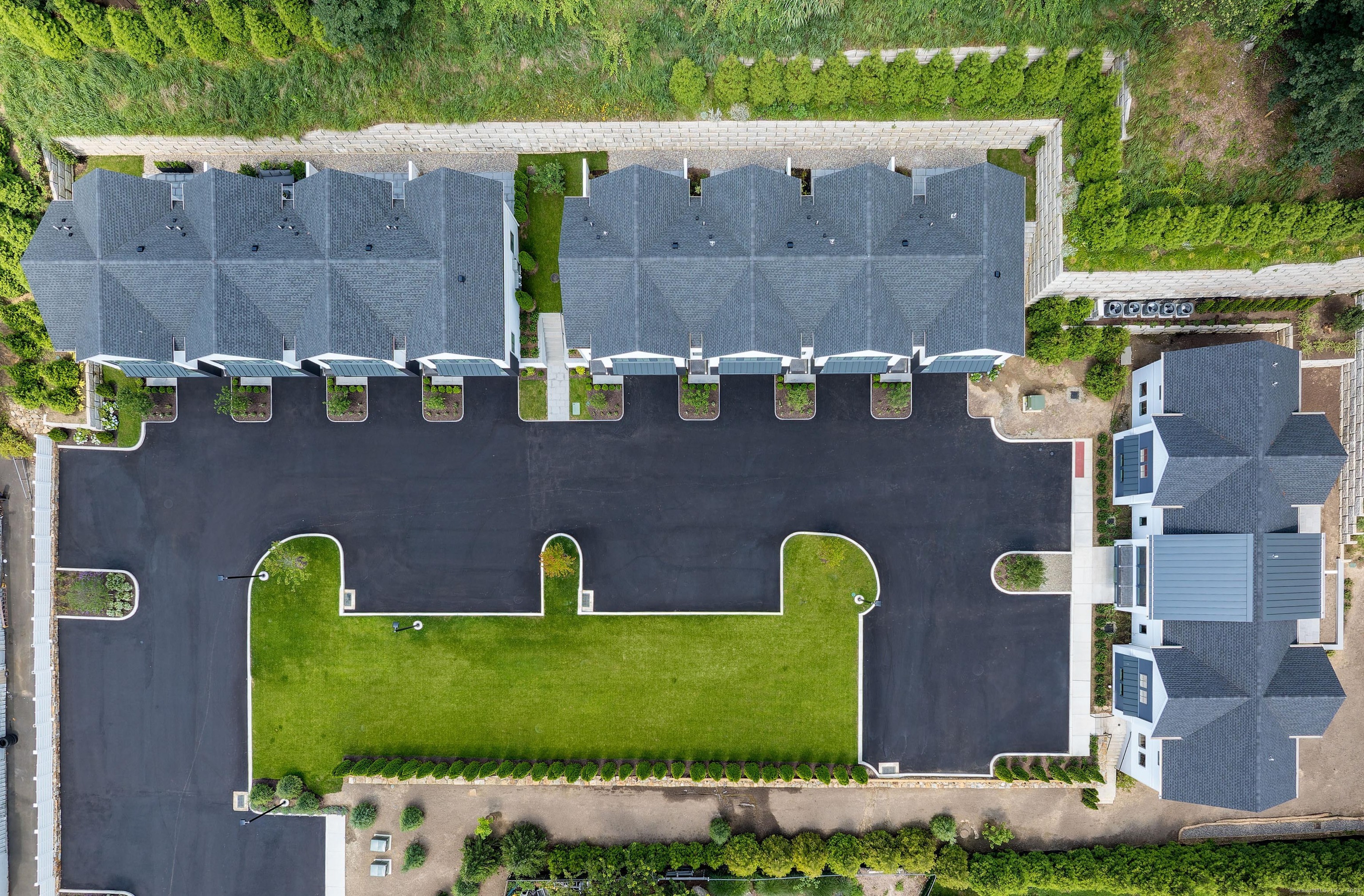 783 Post, Westport, 06880, 2 Bedrooms Bedrooms, 0 ,2 BathroomsBathrooms,Condo/co-op For Sale,For Sale,Post,0,24169865