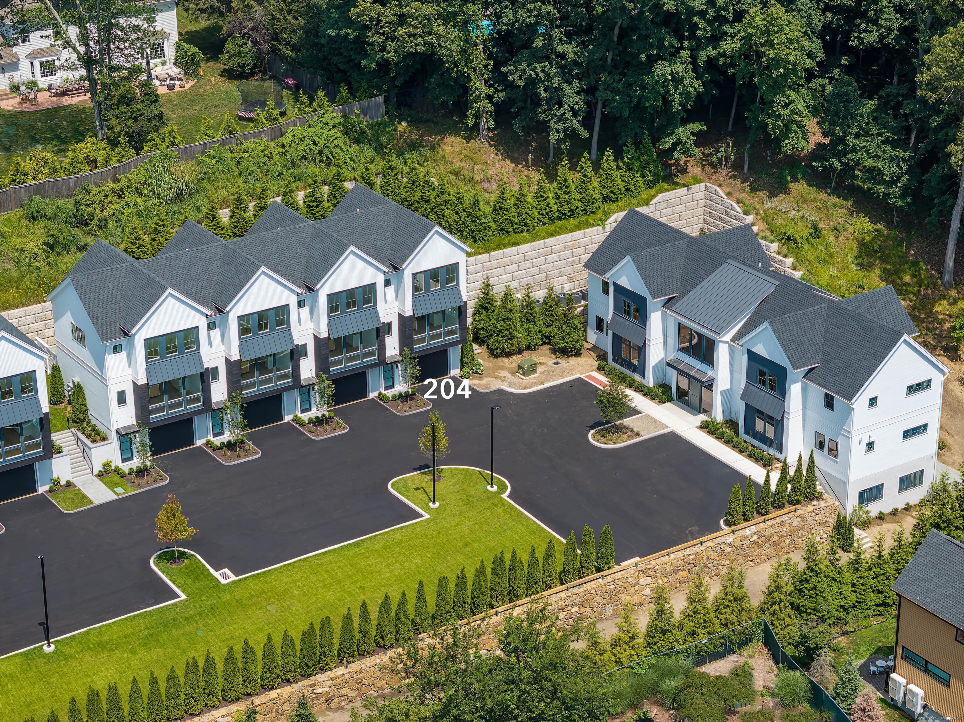 783 Post, Westport, 06880, 2 Bedrooms Bedrooms, 0 ,2 BathroomsBathrooms,Condo/co-op For Sale,For Sale,Post,0,24169865