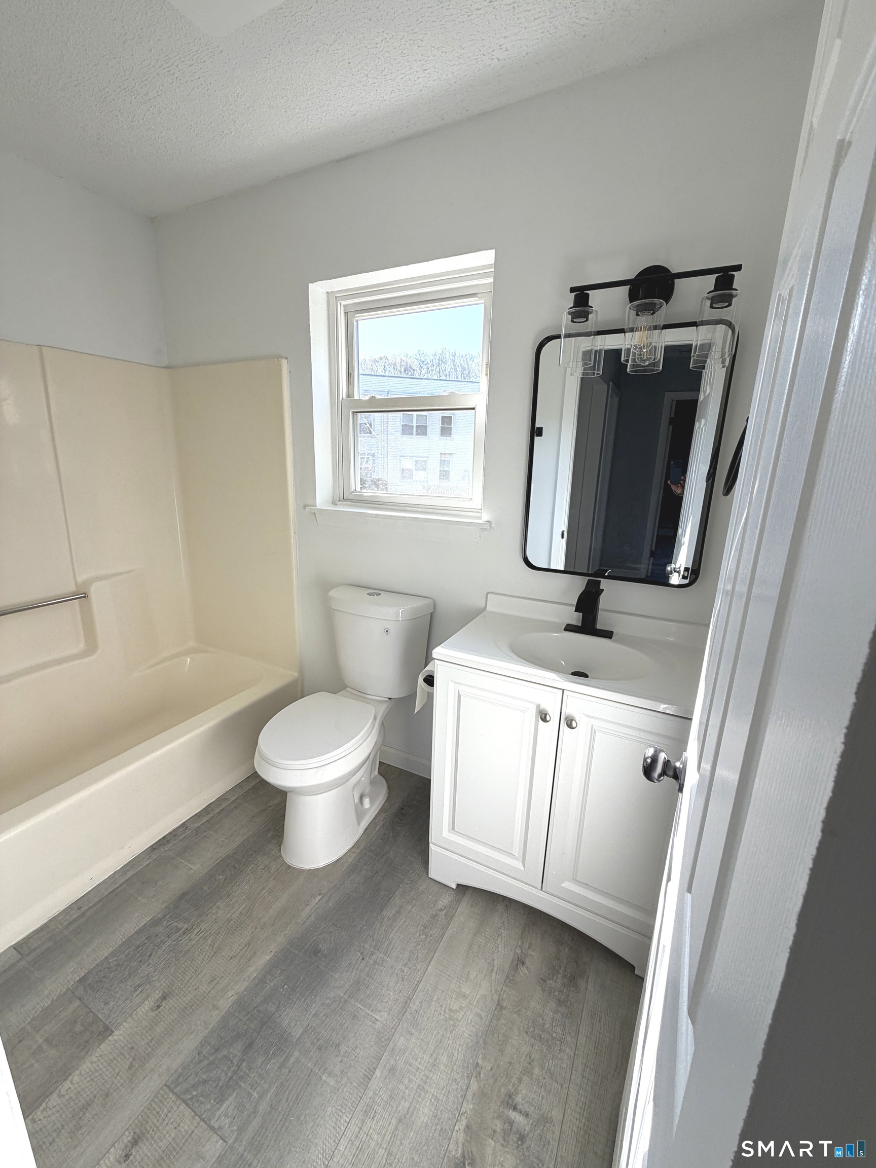 226 Laurel, East Haven, 06512, 2 Bedrooms Bedrooms, 0 ,1 BathroomBathrooms,Condo/co-op For Sale,For Sale,Laurel,0,24169803