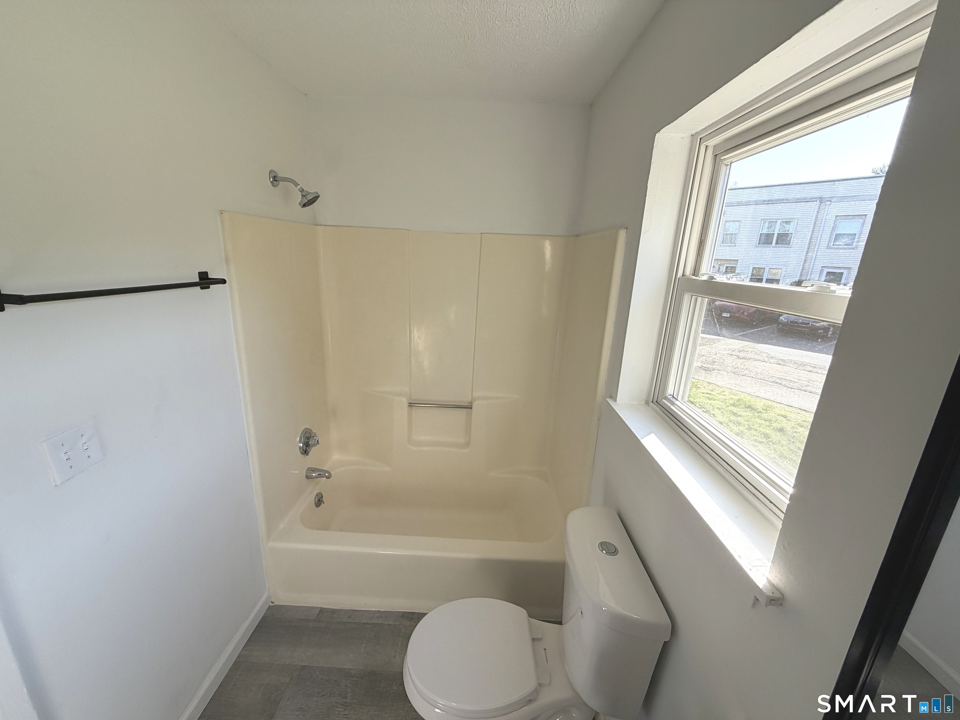 226 Laurel, East Haven, 06512, 2 Bedrooms Bedrooms, 0 ,1 BathroomBathrooms,Condo/co-op For Sale,For Sale,Laurel,0,24169803