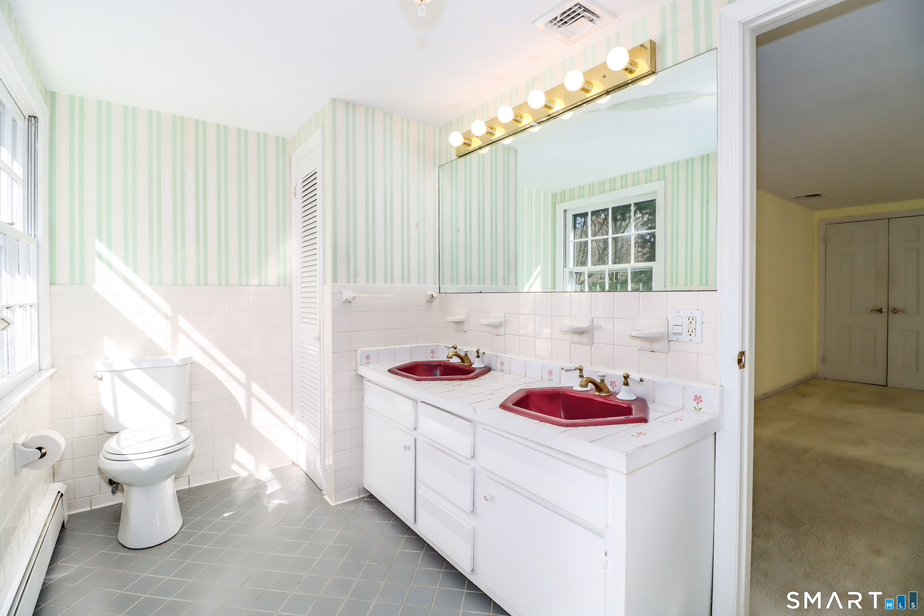 215 Chichester, New Canaan, 06840, 4 Bedrooms Bedrooms, 0 ,2 BathroomsBathrooms,Single Family For Sale,For Sale,Chichester,0,24169806