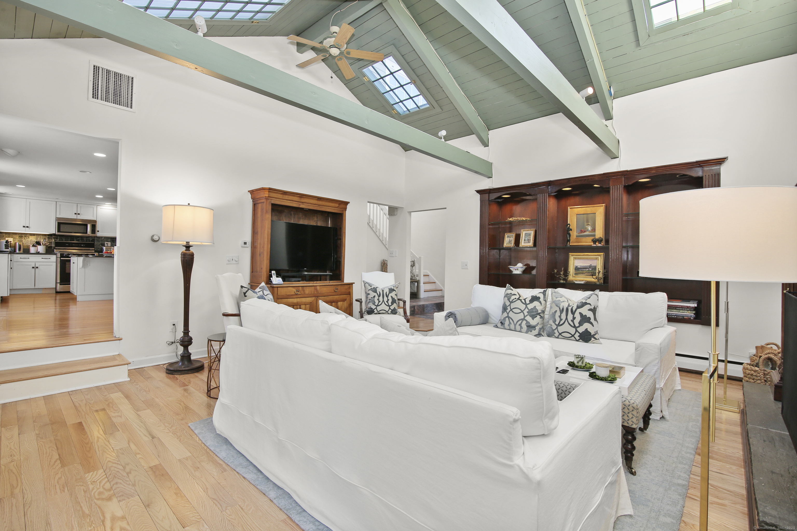 4 Covlee, Westport, 06880, 4 Bedrooms Bedrooms, 0 ,3 BathroomsBathrooms,Residential Rental,For Sale,Covlee,0,24169919