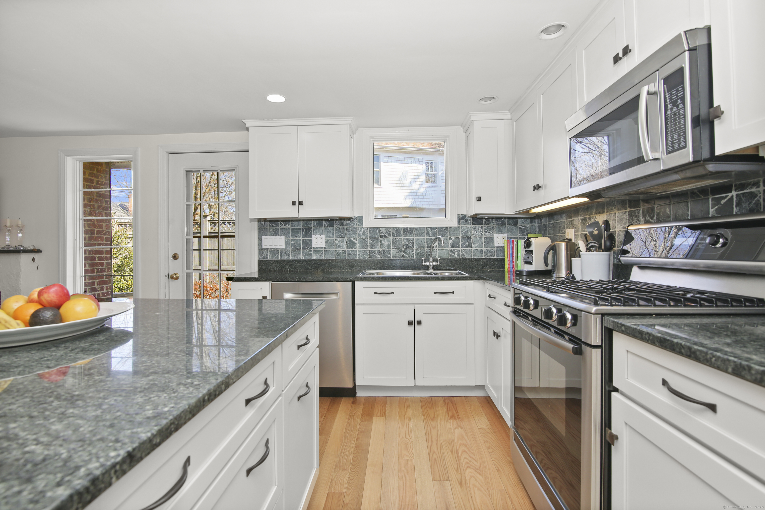 4 Covlee, Westport, 06880, 4 Bedrooms Bedrooms, 0 ,3 BathroomsBathrooms,Residential Rental,For Sale,Covlee,0,24169919