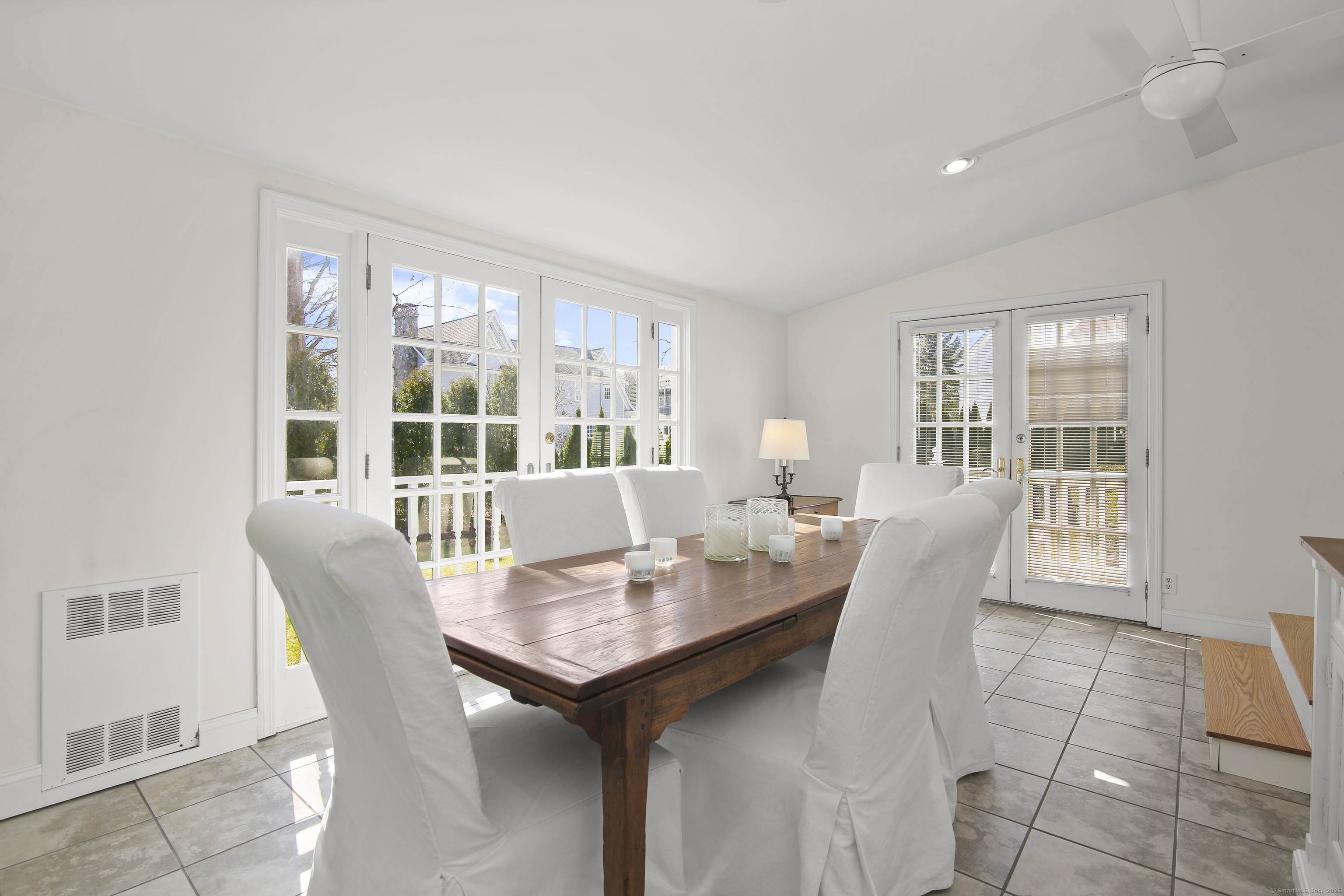 4 Covlee, Westport, 06880, 4 Bedrooms Bedrooms, 0 ,3 BathroomsBathrooms,Residential Rental,For Sale,Covlee,0,24169919