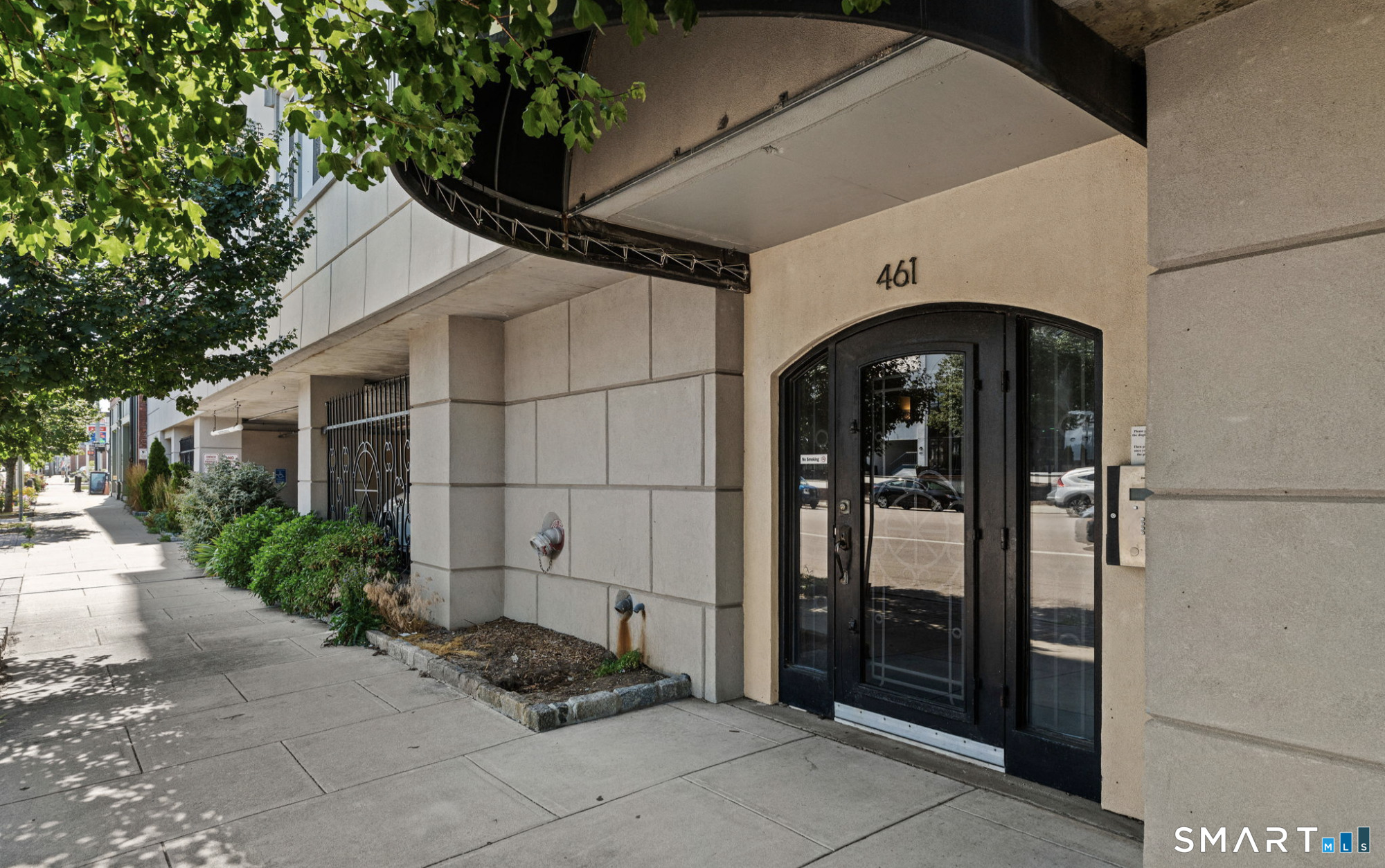 461 Bank, New London, 06320, 2 Bedrooms Bedrooms, 0 ,2 BathroomsBathrooms,Condo/co-op For Sale,For Sale,Bank,0,24169836