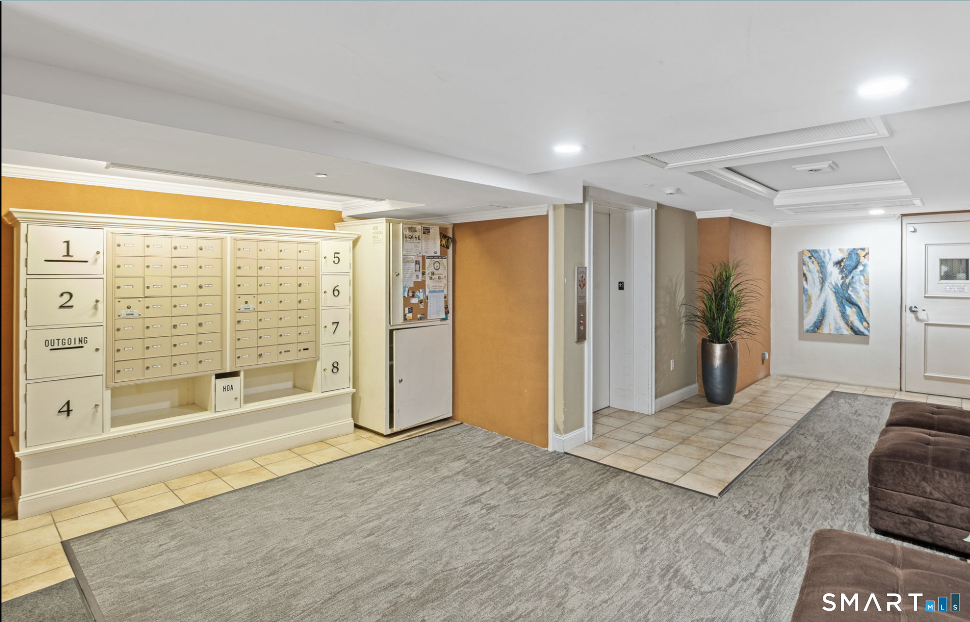 461 Bank, New London, 06320, 2 Bedrooms Bedrooms, 0 ,2 BathroomsBathrooms,Condo/co-op For Sale,For Sale,Bank,0,24169836