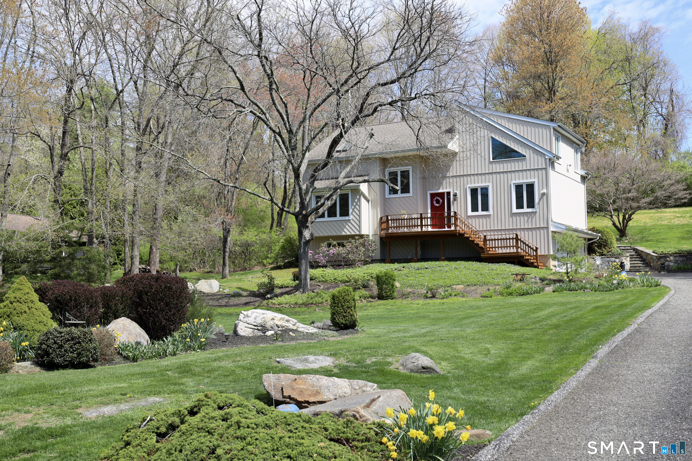 22 Flintlock, Danbury, 06811, 3 Bedrooms Bedrooms, 0 ,2 BathroomsBathrooms,Single Family For Sale,For Sale,Flintlock,0,24158851