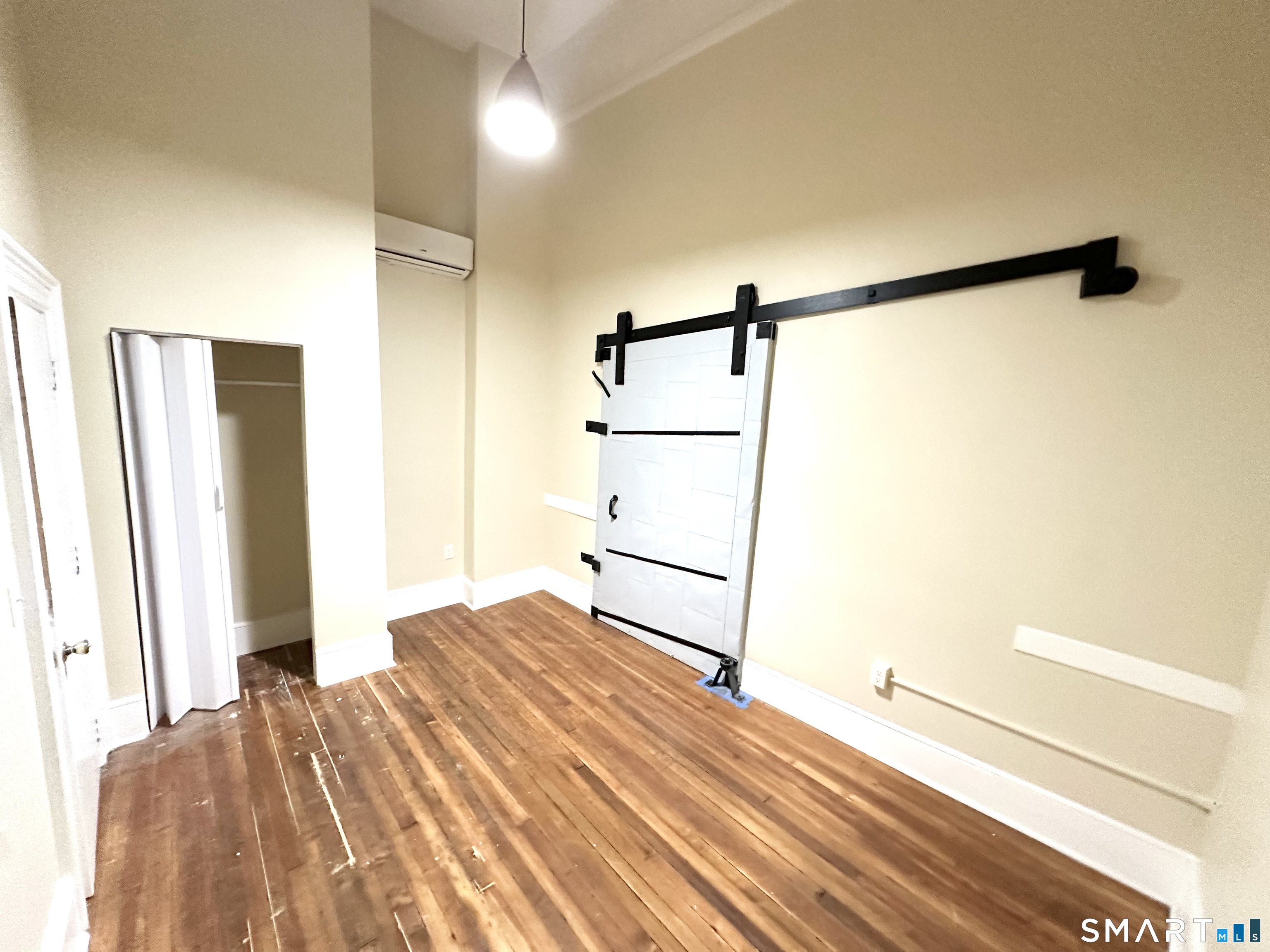 105 Bank, Waterbury, 06702, 1 Bedroom Bedrooms, 0 ,1 BathroomBathrooms,Residential Rental,For Sale,Bank,0,24096244