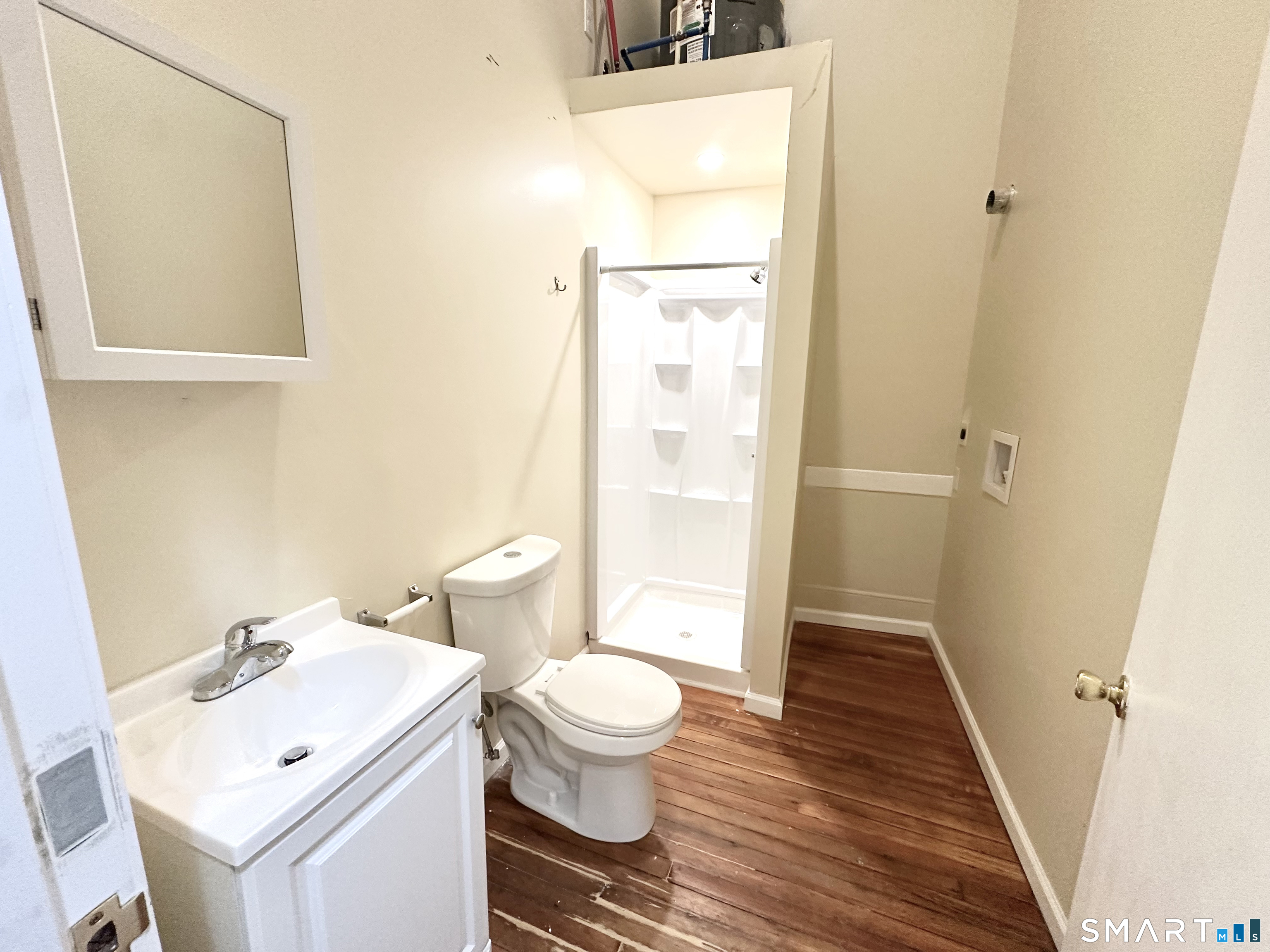 105 Bank, Waterbury, 06702, 1 Bedroom Bedrooms, 0 ,1 BathroomBathrooms,Residential Rental,For Sale,Bank,0,24096244
