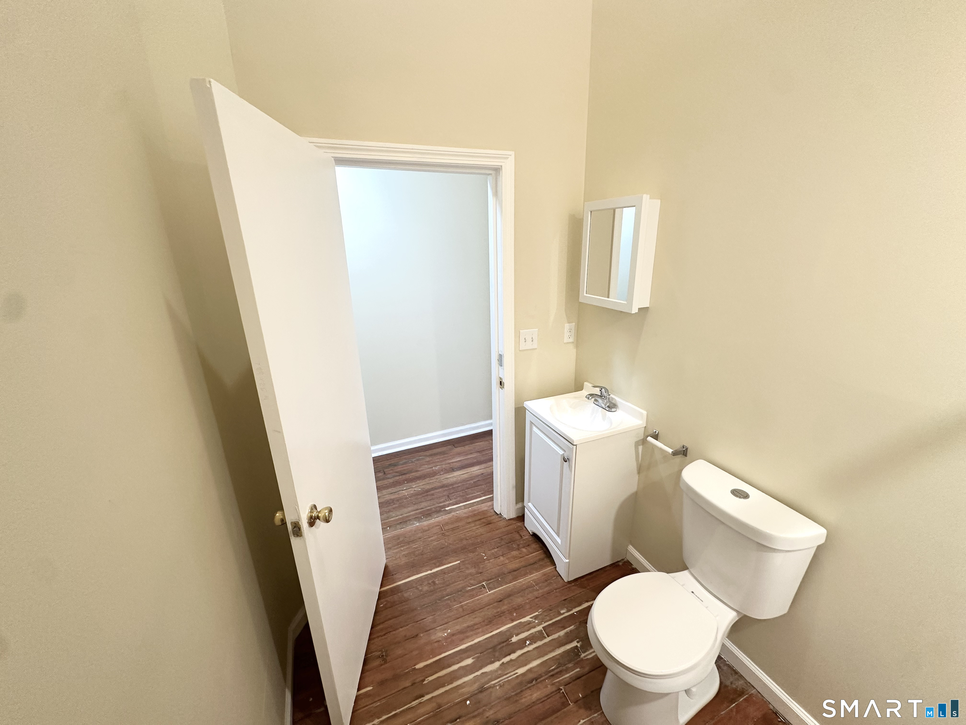 105 Bank, Waterbury, 06702, 1 Bedroom Bedrooms, 0 ,1 BathroomBathrooms,Residential Rental,For Sale,Bank,0,24096244