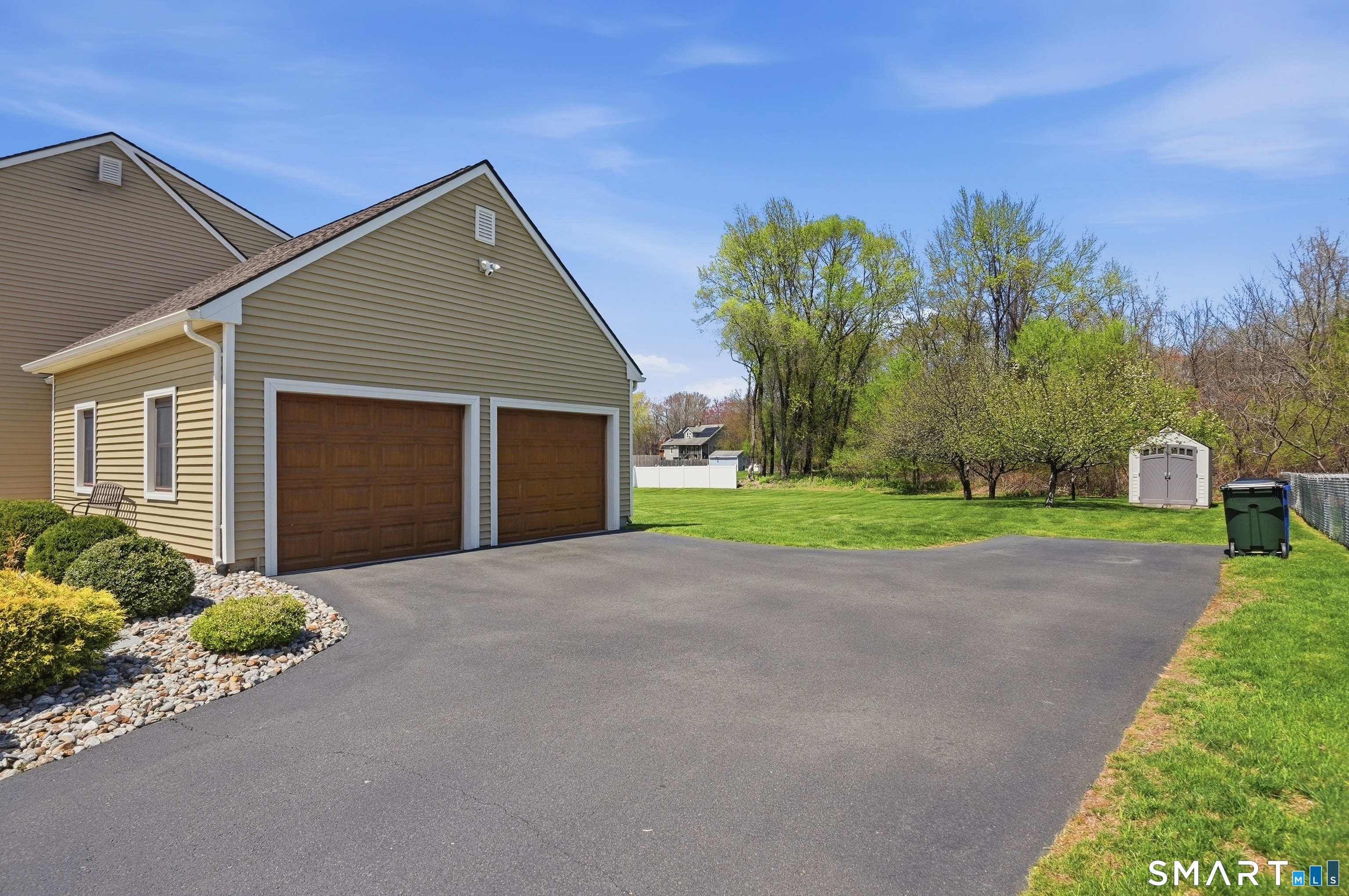 17 Melody, East Hartford, 06118, 4 Bedrooms Bedrooms, 0 ,3 BathroomsBathrooms,Single Family For Sale,For Sale,Melody,0,24170107