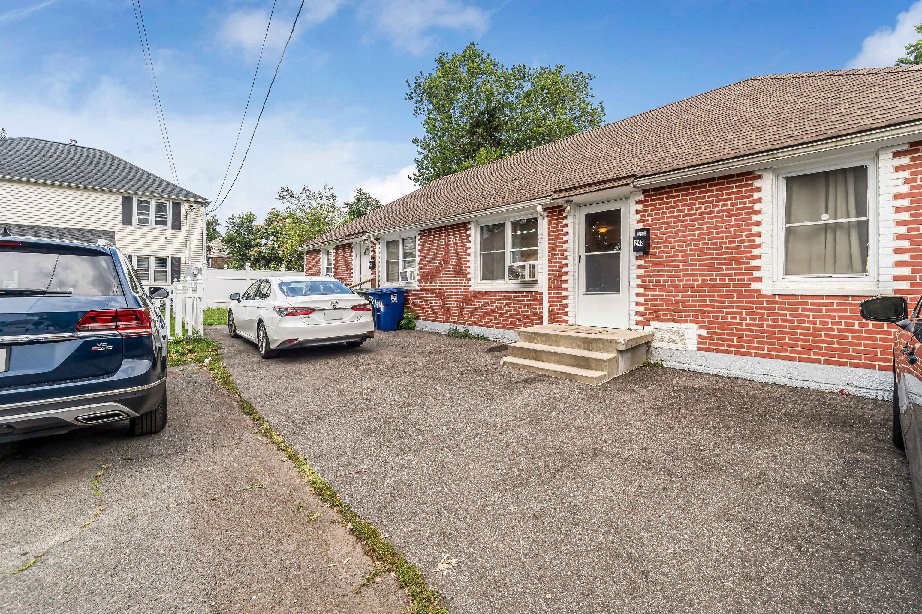 242 Pearl Harbor, Bridgeport, 06610, 5 Bedrooms Bedrooms, 0 ,2 BathroomsBathrooms,Multi-family For Sale,For Sale,Pearl Harbor,0,24170312
