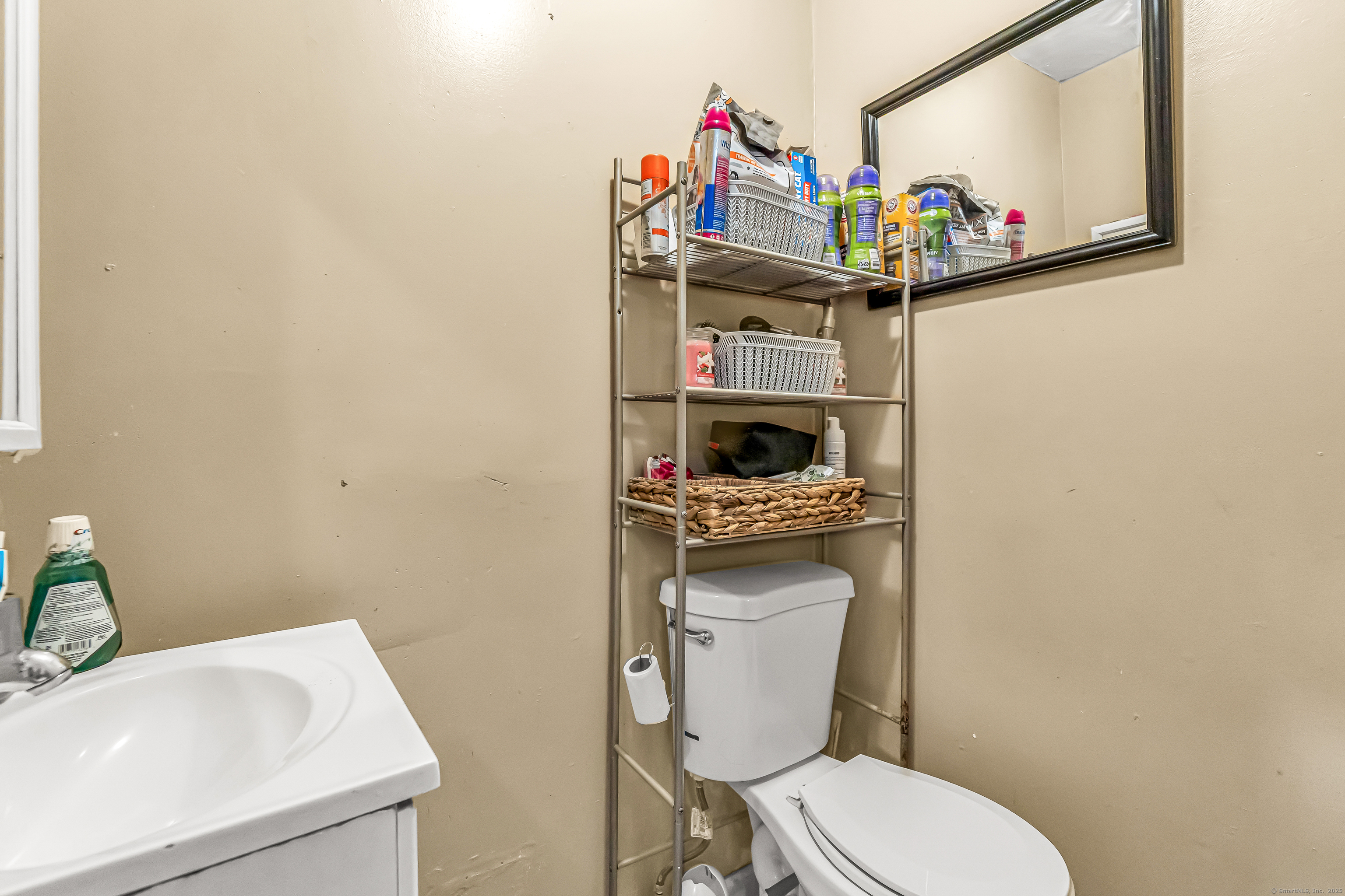 242 Pearl Harbor, Bridgeport, 06610, 5 Bedrooms Bedrooms, 0 ,2 BathroomsBathrooms,Multi-family For Sale,For Sale,Pearl Harbor,0,24170312