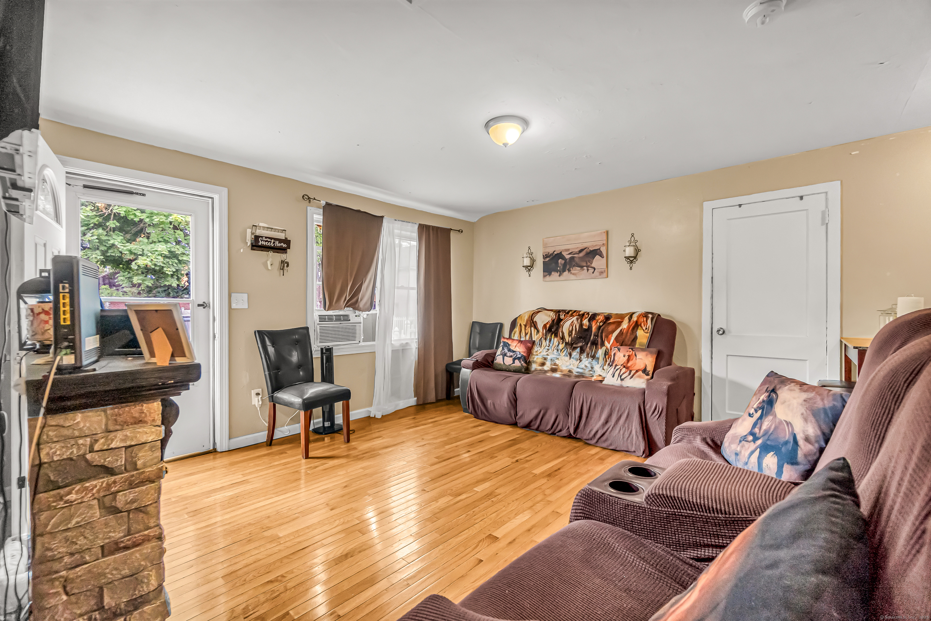 242 Pearl Harbor, Bridgeport, 06610, 5 Bedrooms Bedrooms, 0 ,2 BathroomsBathrooms,Multi-family For Sale,For Sale,Pearl Harbor,0,24170312