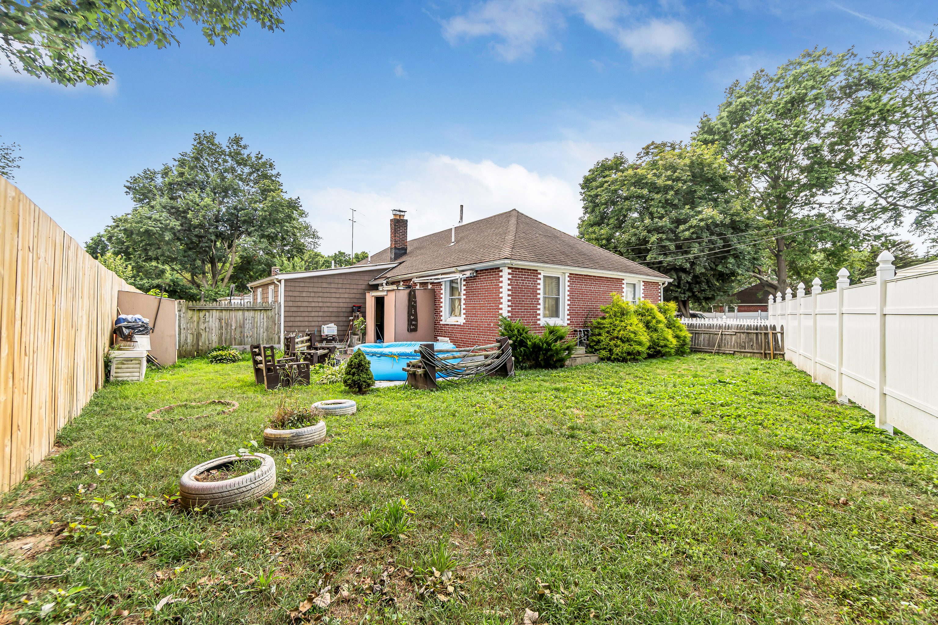 242 Pearl Harbor, Bridgeport, 06610, 5 Bedrooms Bedrooms, 0 ,2 BathroomsBathrooms,Multi-family For Sale,For Sale,Pearl Harbor,0,24170312
