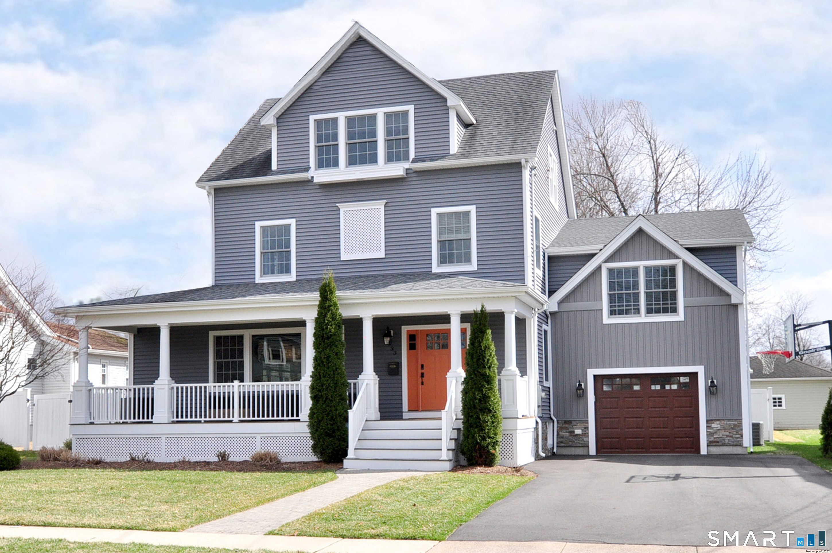 33 Whitman Avenue