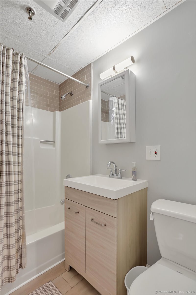 222 Williams, Glastonbury, 06033, 1 Bedroom Bedrooms, 0 ,1 BathroomBathrooms,Residential Rental,For Sale,Williams,0,24170353