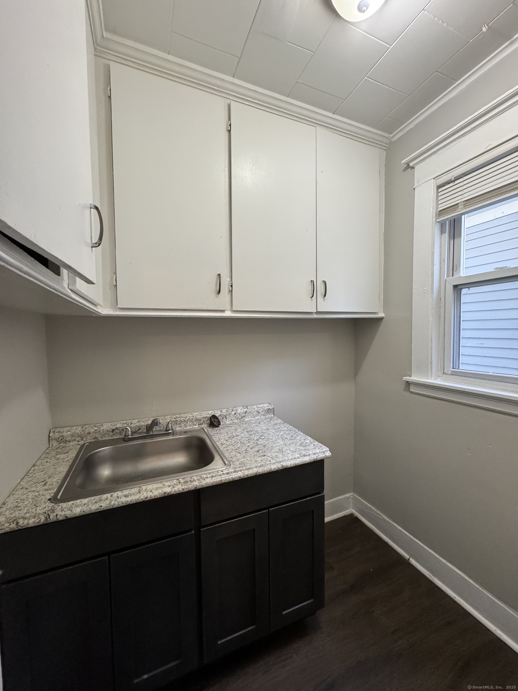 119 Carmel, New Haven, 06511, 3 Bedrooms Bedrooms, 0 ,1 BathroomBathrooms,Residential Rental,For Sale,Carmel,0,24170369