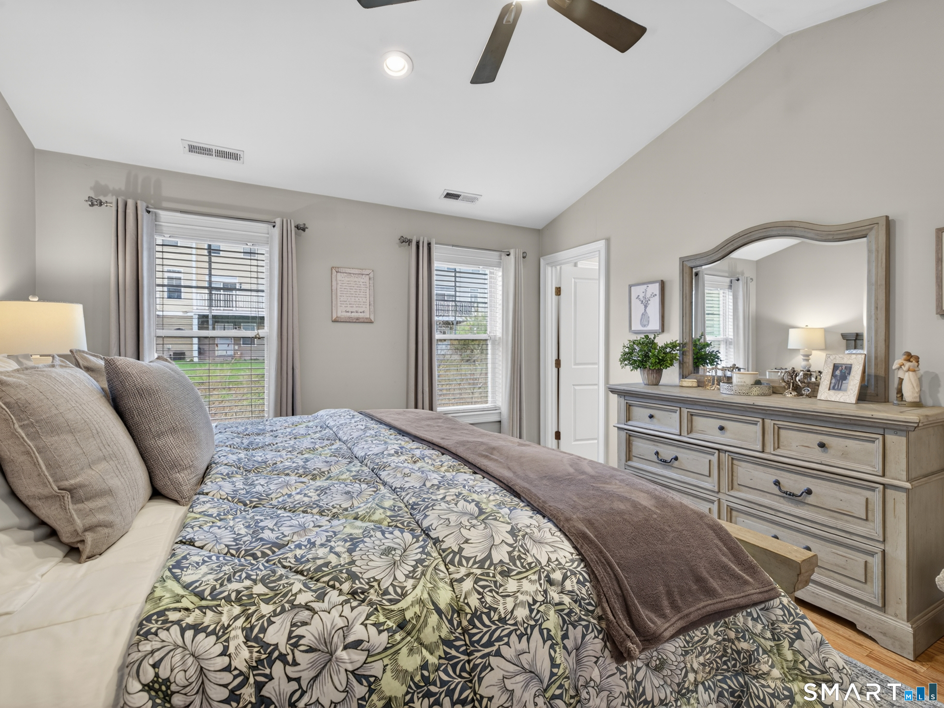 11 Village, East Lyme, 06357, 2 Bedrooms Bedrooms, 0 ,2 BathroomsBathrooms,Condo/co-op For Sale,For Sale,Village,0,24169981