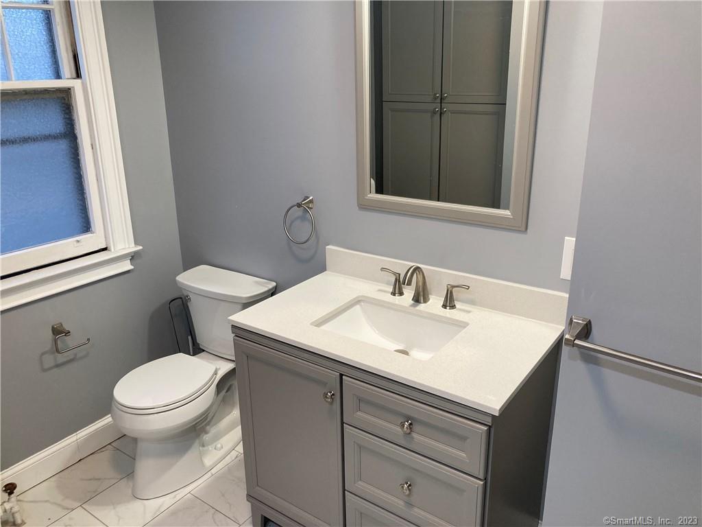 18 Maplewood, West Hartford, 06119, 3 Bedrooms Bedrooms, 0 ,1 BathroomBathrooms,Residential Rental,For Sale,Maplewood,0,24170497