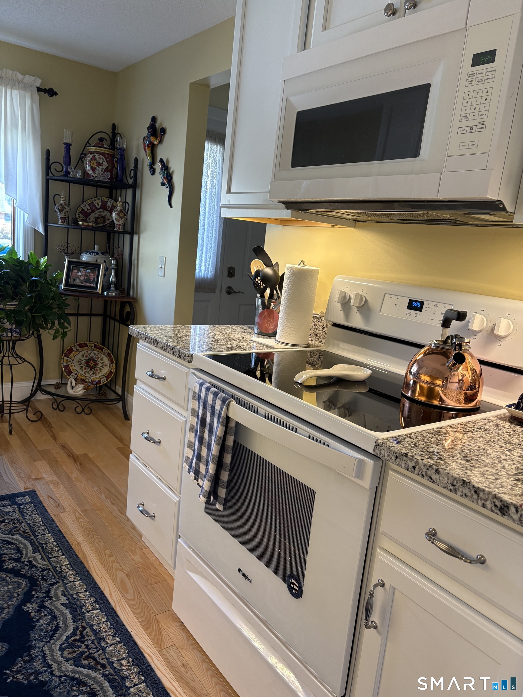 32 Upper Pattagansett, East Lyme, 06357, 2 Bedrooms Bedrooms, 0 ,1 BathroomBathrooms,Condo/co-op For Sale,For Sale,Upper Pattagansett,0,24170179