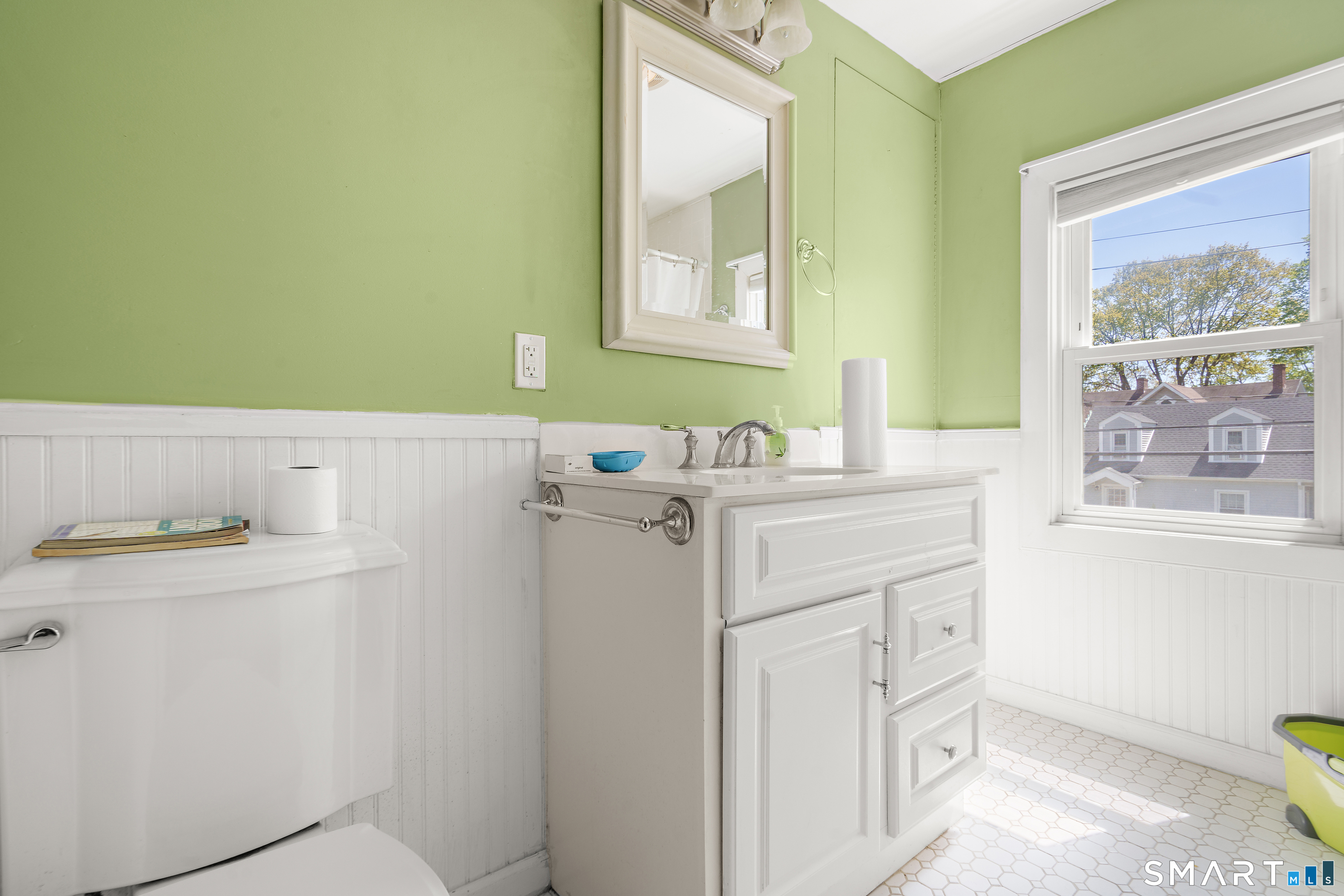 9 Reservoir, Bethel, 06801, 5 Bedrooms Bedrooms, 0 ,2 BathroomsBathrooms,Multi-family For Sale,For Sale,Reservoir,0,24168879