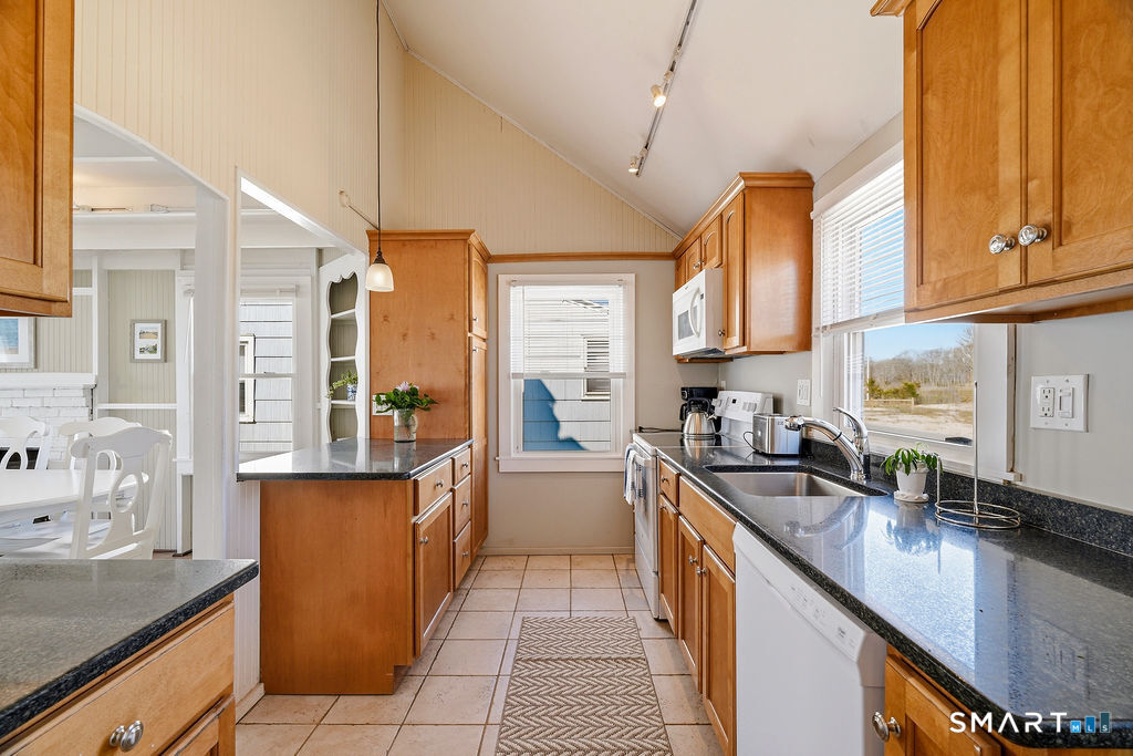 74 End, Old Lyme, 06371, 4 Bedrooms Bedrooms, 0 ,1 BathroomBathrooms,Single Family For Sale,For Sale,End,0,24169293