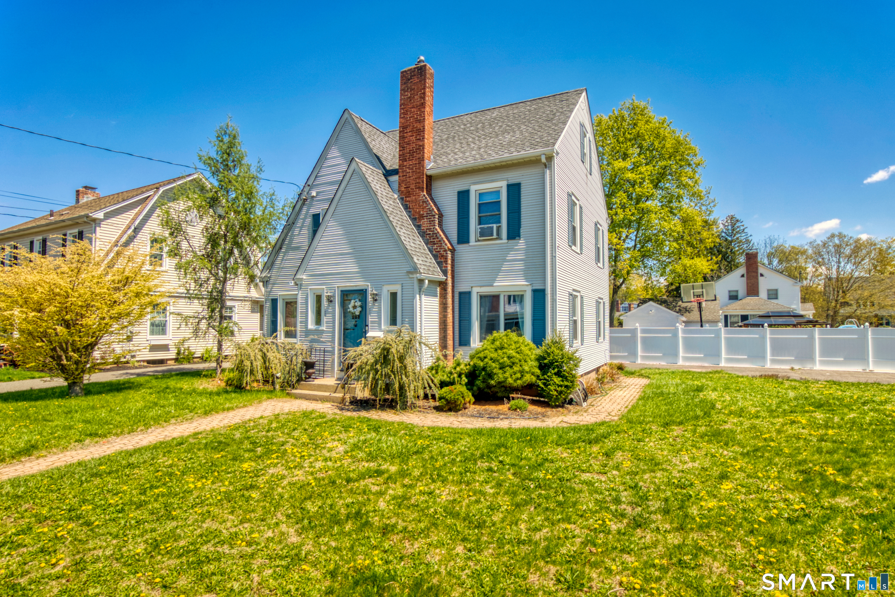 Featured Listing Photo