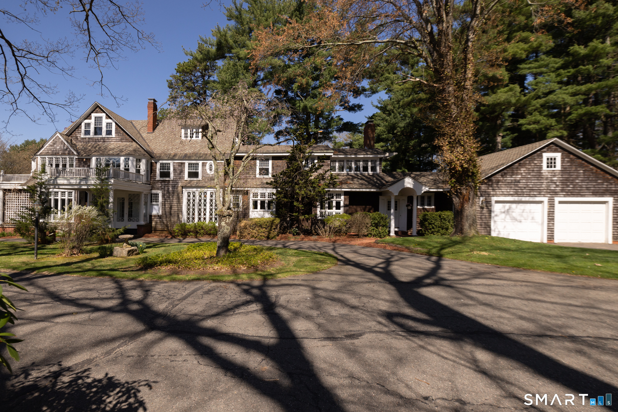 720 Spring, Manchester, 06040, 5 Bedrooms Bedrooms, 0 ,2 BathroomsBathrooms,Single Family For Sale,For Sale,Spring,0,24167564