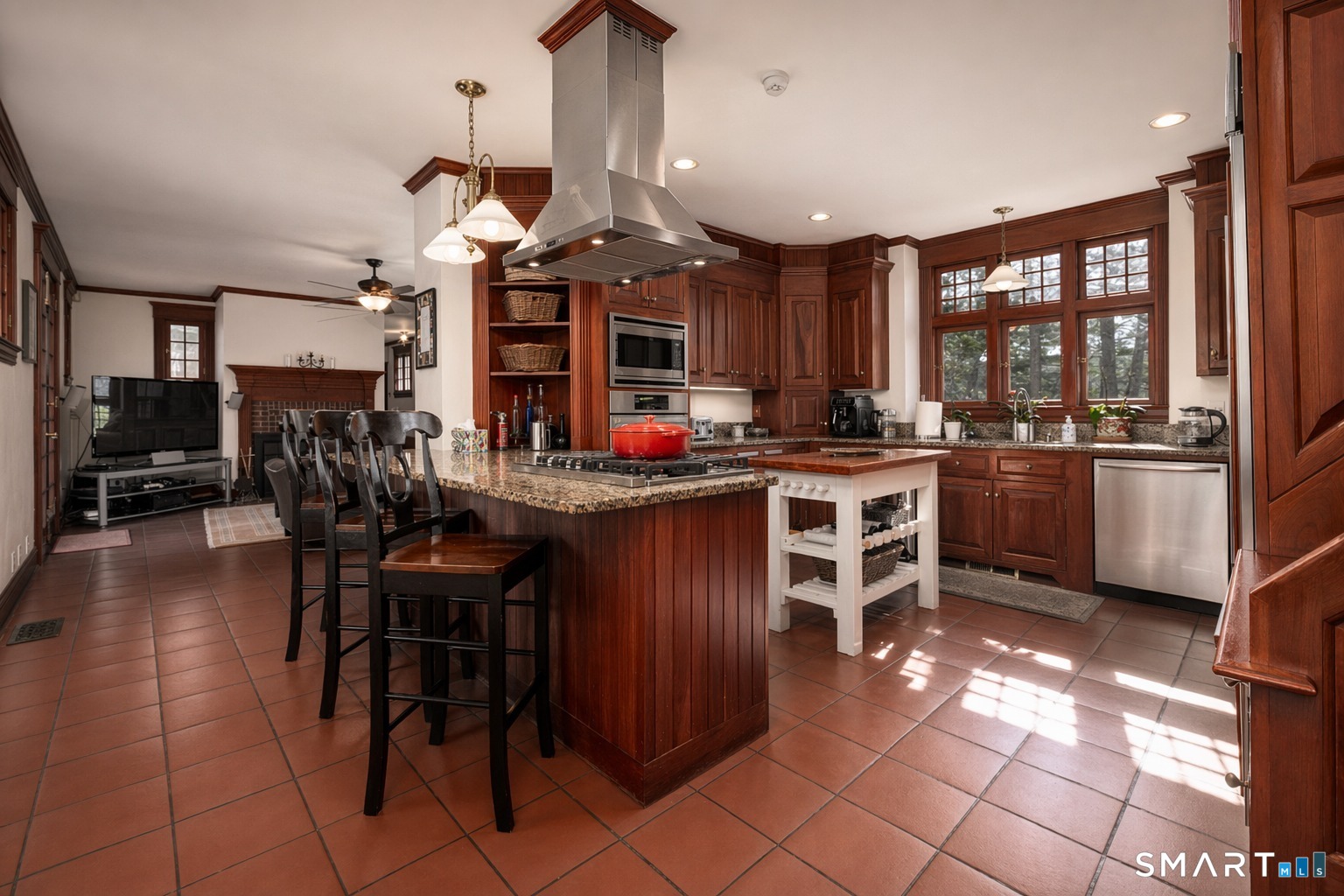 720 Spring, Manchester, 06040, 5 Bedrooms Bedrooms, 0 ,2 BathroomsBathrooms,Single Family For Sale,For Sale,Spring,0,24167564