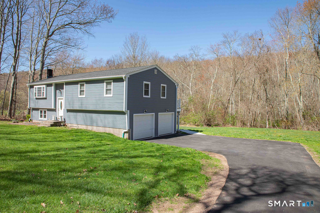 27 Old Skinner, East Hampton, 06424, 3 Bedrooms Bedrooms, 0 ,2 BathroomsBathrooms,Single Family For Sale,For Sale,Old Skinner,0,24168539