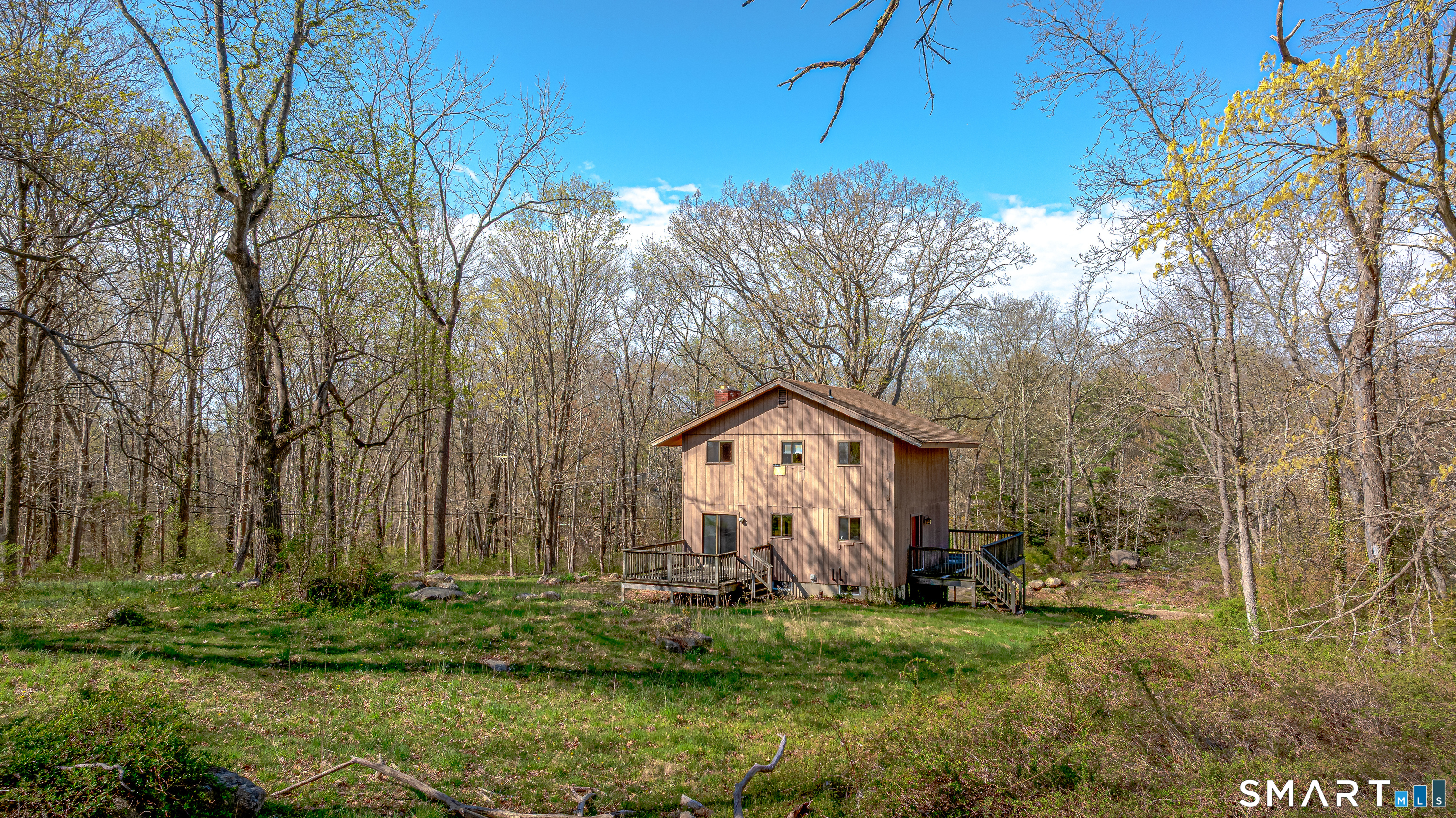 Homes for sale in Guilford, CT | 737 Leetes Island Rd, Guilford, CT 06437 | MLS# 24170825