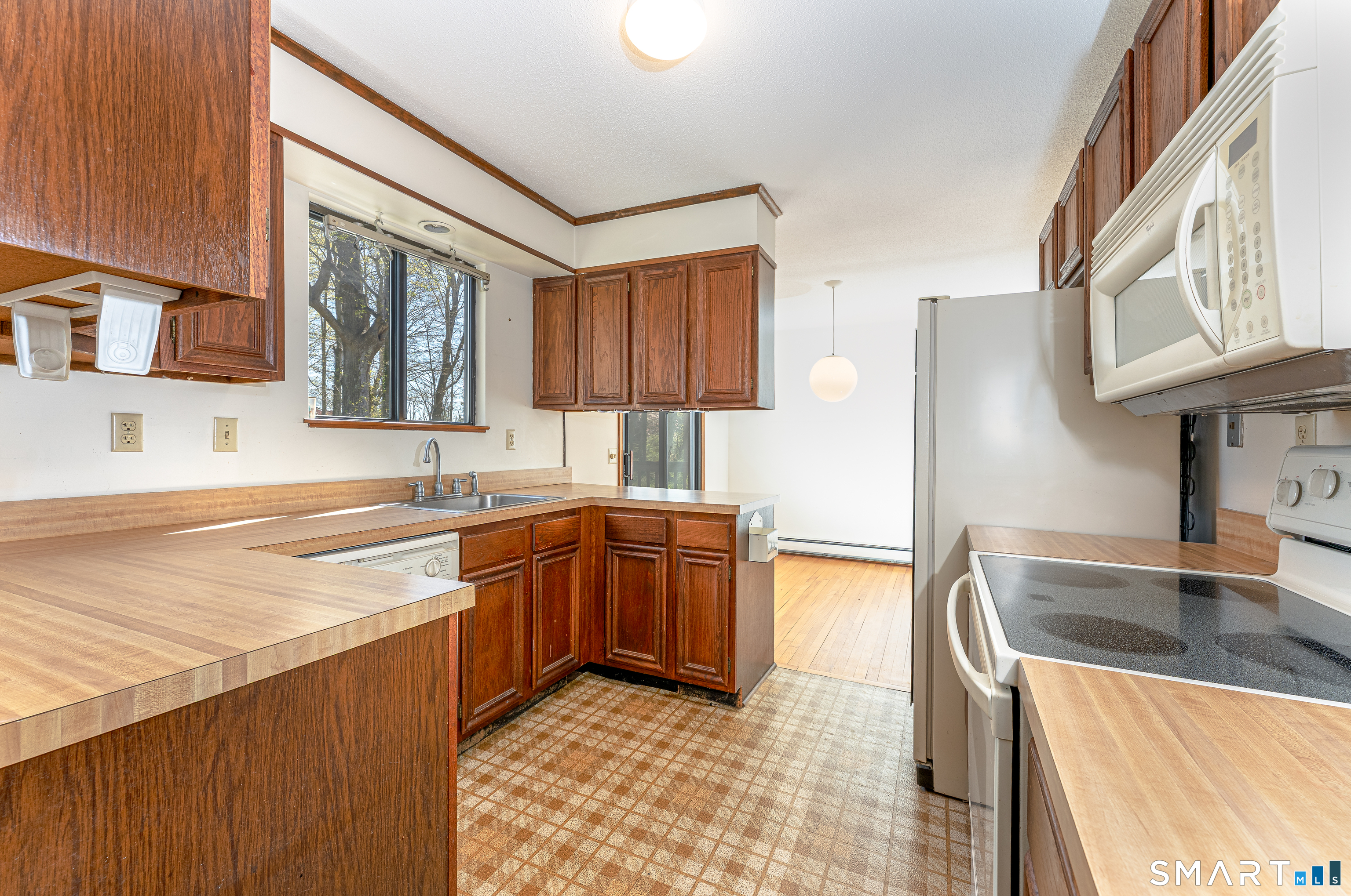 737 Leetes Island, Guilford, 06437, 3 Bedrooms Bedrooms, 0 ,1 BathroomBathrooms,Single Family For Sale,For Sale,Leetes Island,0,24170825