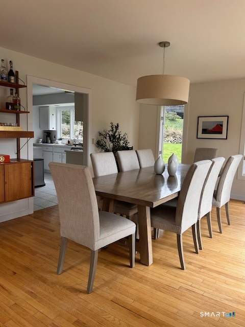 28 Punch Bowl, Westport, 06880, 3 Bedrooms Bedrooms, 0 ,2 BathroomsBathrooms,Residential Rental,For Sale,Punch Bowl,0,24168423