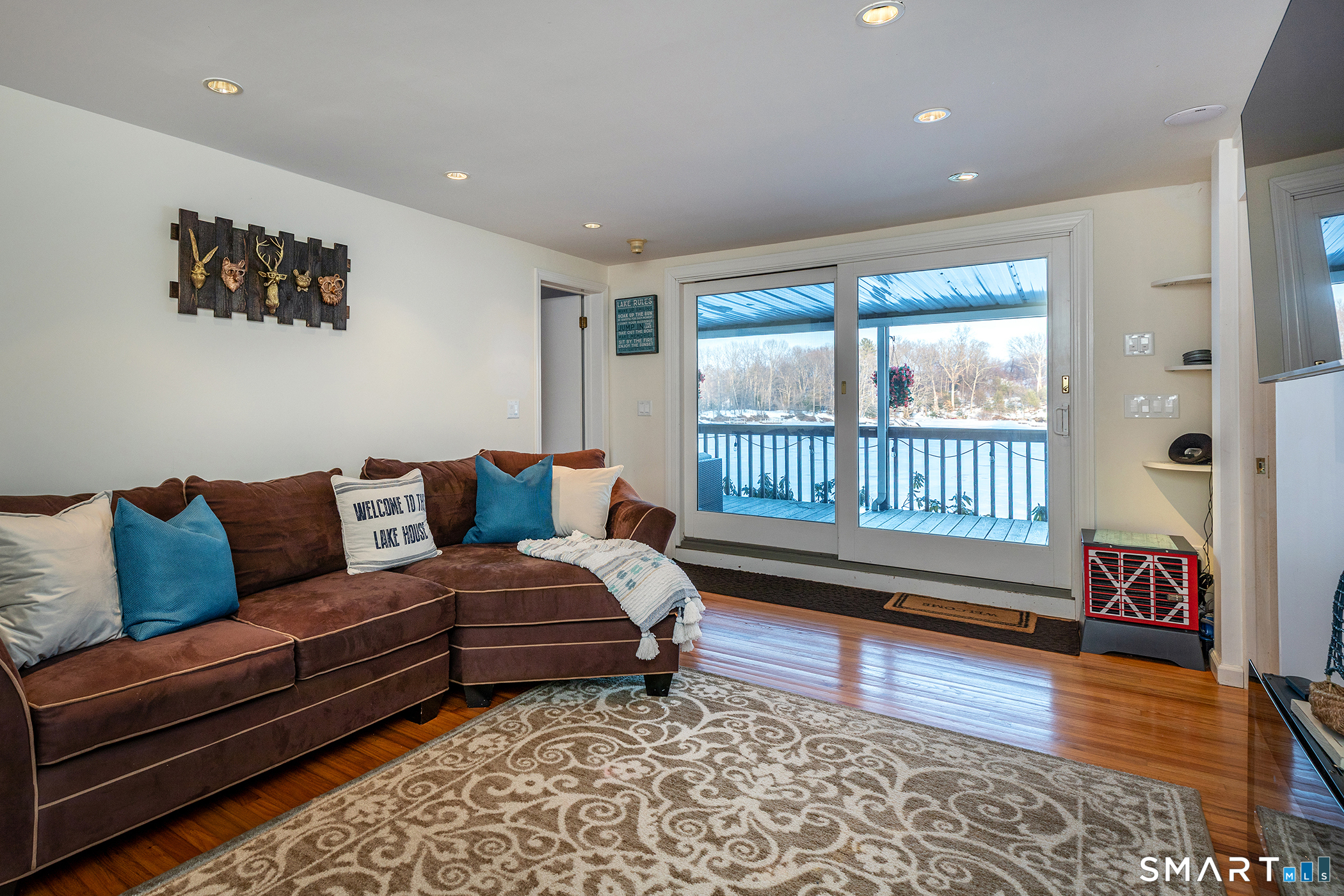 49 Lake, New Fairfield, 06812, 3 Bedrooms Bedrooms, 0 ,2 BathroomsBathrooms,Single Family For Sale,For Sale,Lake,0,24171020