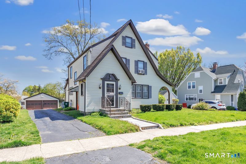3922 Main, Stratford, 06614, 3 Bedrooms Bedrooms, 0 ,1 BathroomBathrooms,Single Family For Sale,For Sale,Main,0,24170883