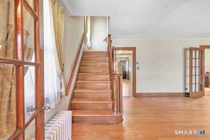 3922 Main, Stratford, 06614, 3 Bedrooms Bedrooms, 0 ,1 BathroomBathrooms,Single Family For Sale,For Sale,Main,0,24170883