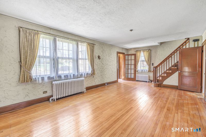 3922 Main, Stratford, 06614, 3 Bedrooms Bedrooms, 0 ,1 BathroomBathrooms,Single Family For Sale,For Sale,Main,0,24170883