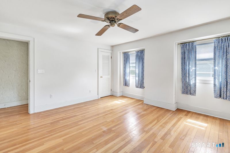3922 Main, Stratford, 06614, 3 Bedrooms Bedrooms, 0 ,1 BathroomBathrooms,Single Family For Sale,For Sale,Main,0,24170883
