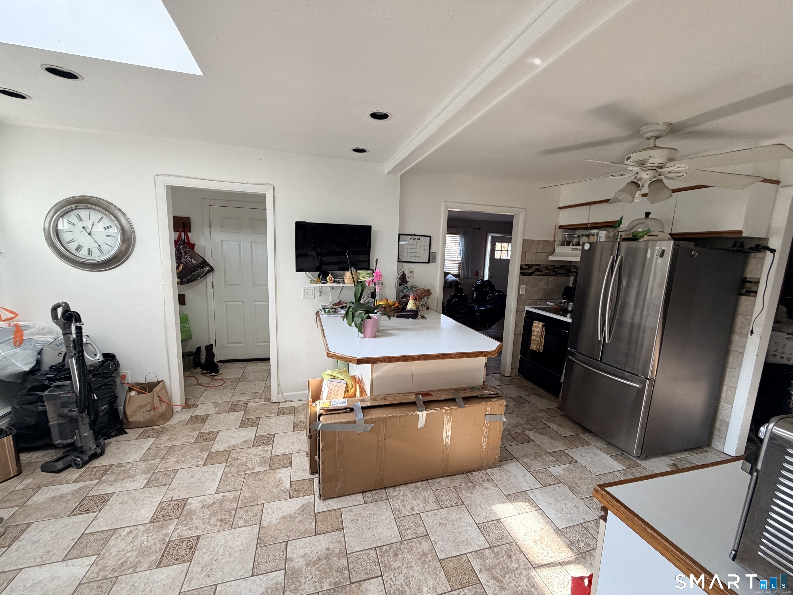 33 Assisi, Norwalk, 06854, 3 Bedrooms Bedrooms, 0 ,2 BathroomsBathrooms,Single Family For Sale,For Sale,Assisi,0,24170913