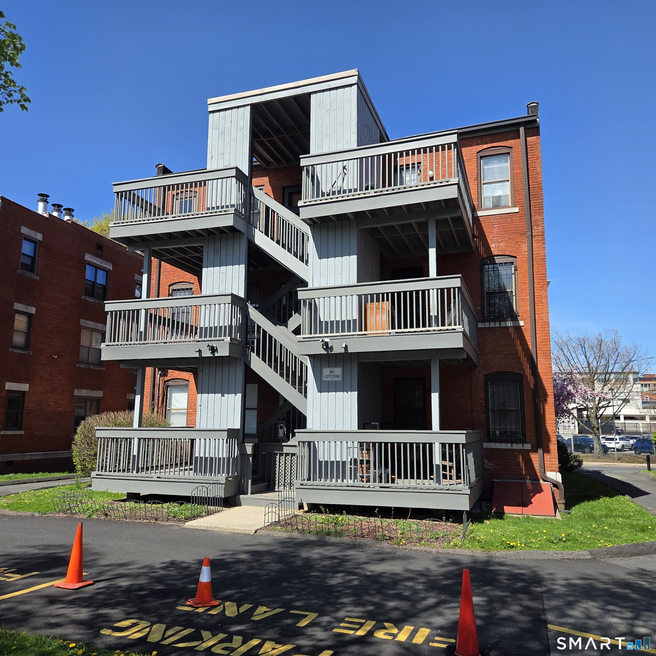 52 Atwood, Hartford, 06105, 2 Bedrooms Bedrooms, 0 ,1 BathroomBathrooms,Residential Rental,For Sale,Atwood,0,24170781