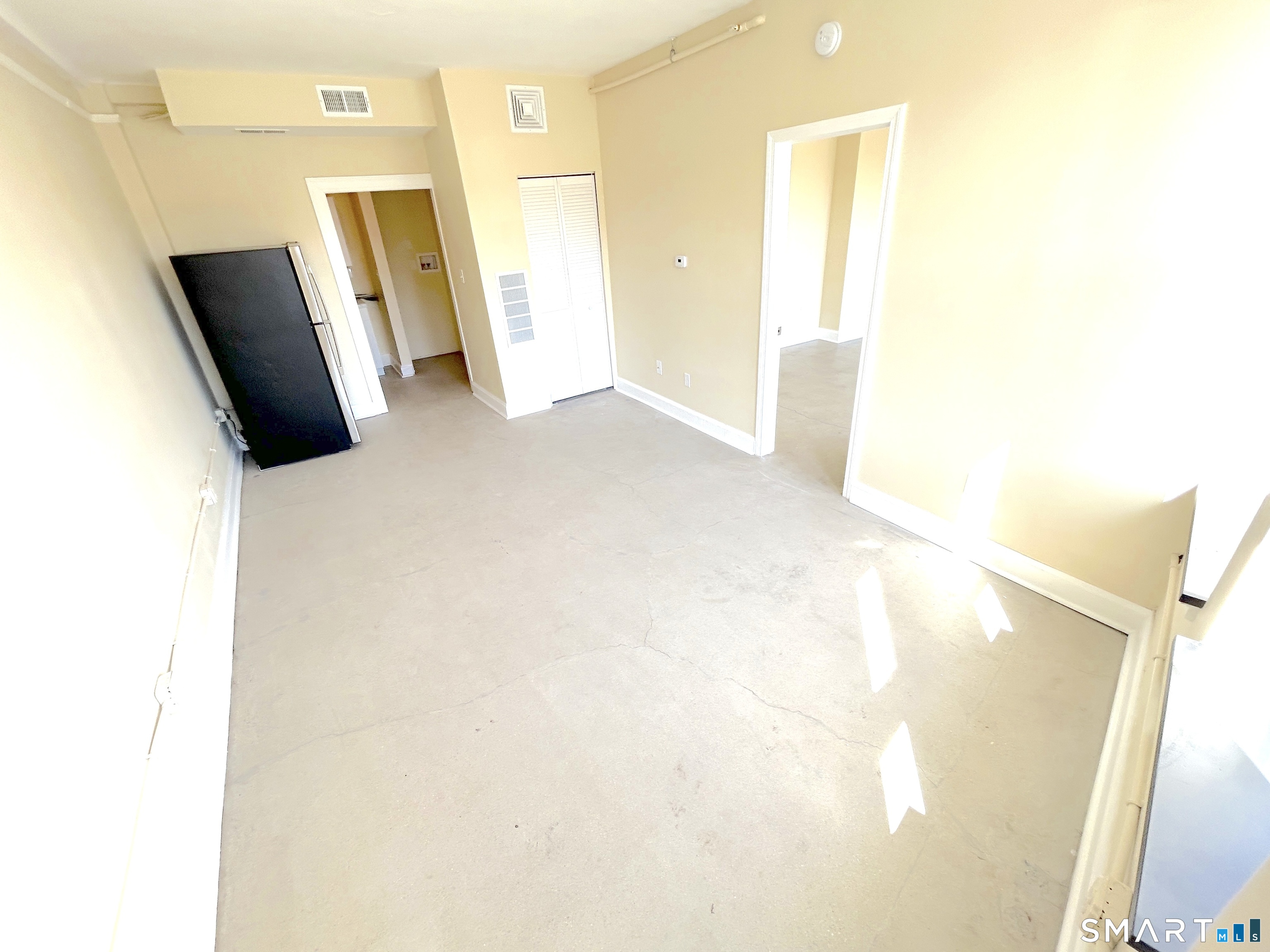 77 Bank, Waterbury, 06702, 2 Bedrooms Bedrooms, 0 ,1 BathroomBathrooms,Residential Rental,For Sale,Bank,0,24170991