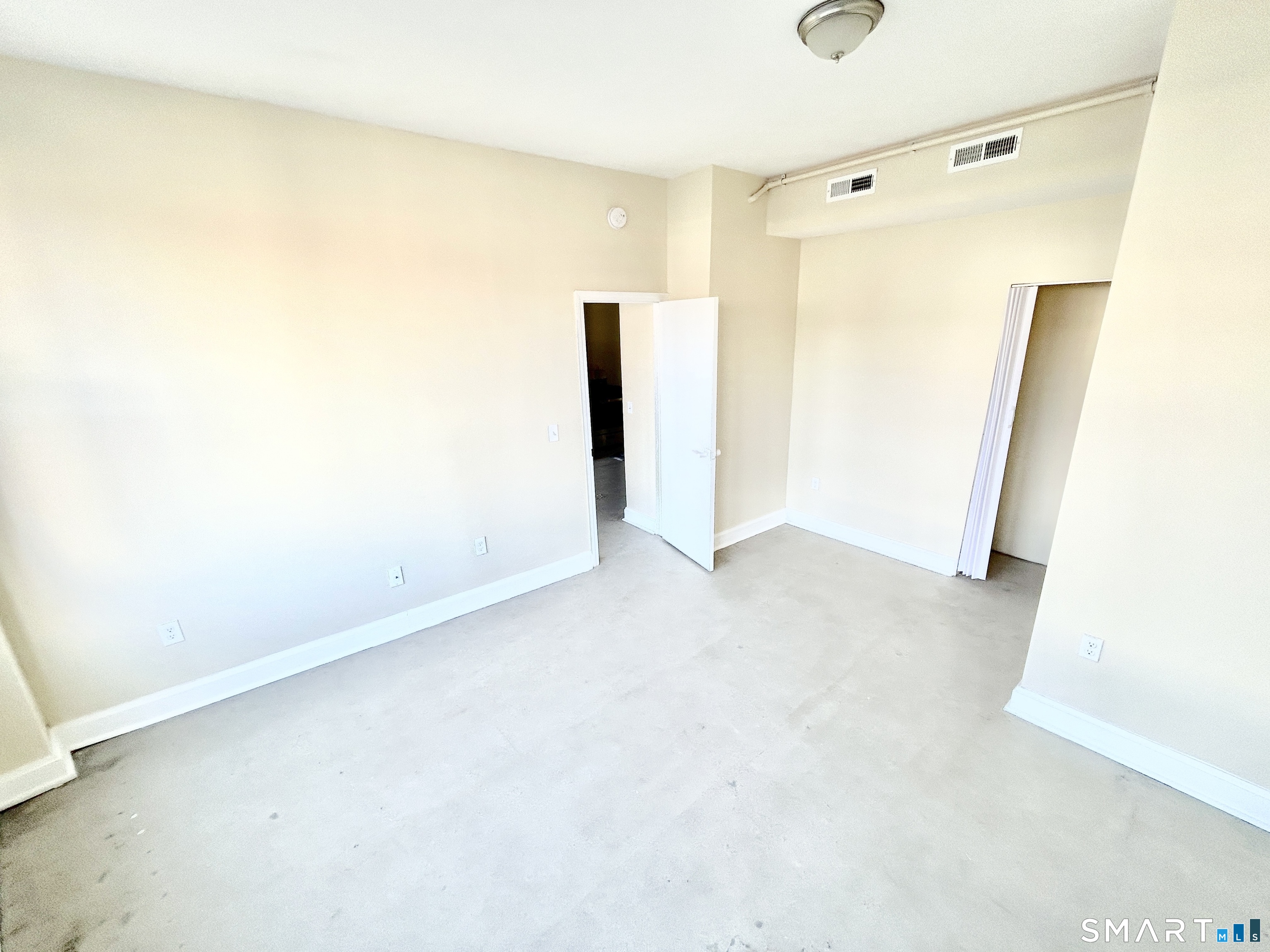 77 Bank, Waterbury, 06702, 2 Bedrooms Bedrooms, 0 ,1 BathroomBathrooms,Residential Rental,For Sale,Bank,0,24170991